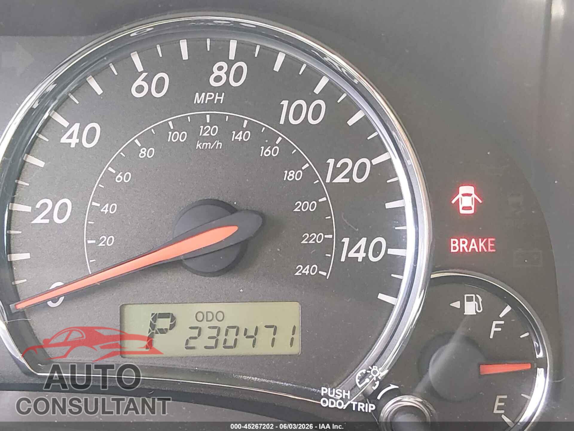 TOYOTA COROLLA 2011 - 2T1BU4EEXBC739782