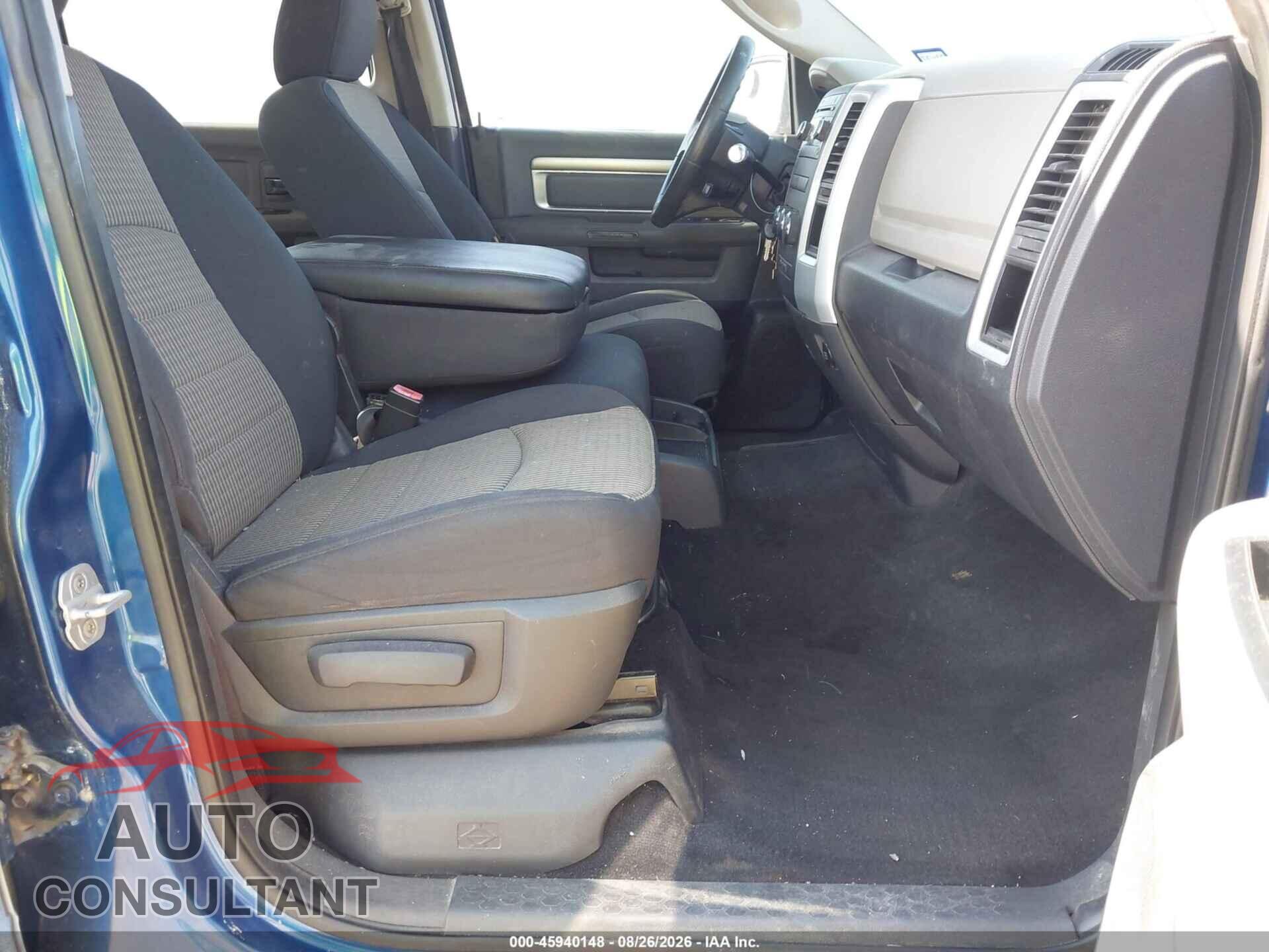 DODGE RAM 1500 2011 - 1D7RB1CT2BS515589