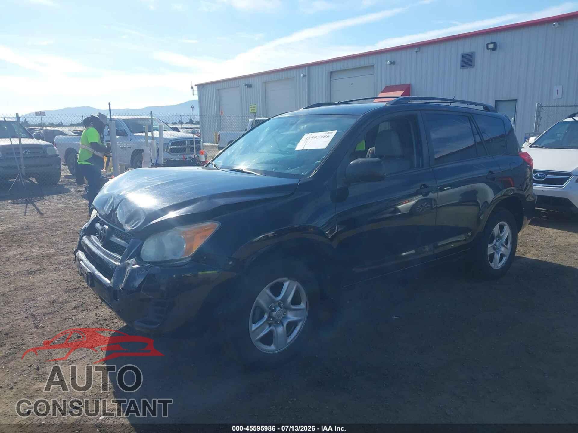 TOYOTA RAV4 2011 - JTMBF4DVXBD042997