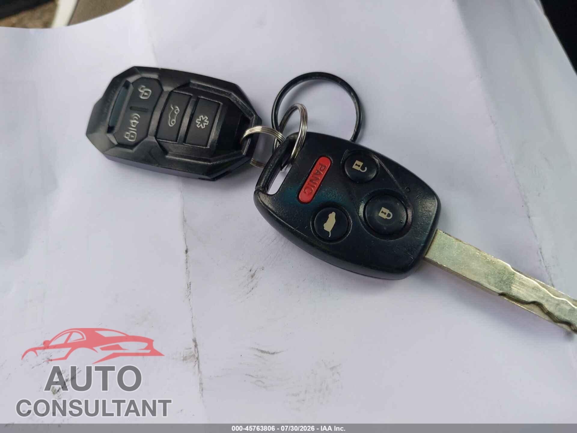 HONDA PILOT 2011 - 5FNYF4H56BB037860