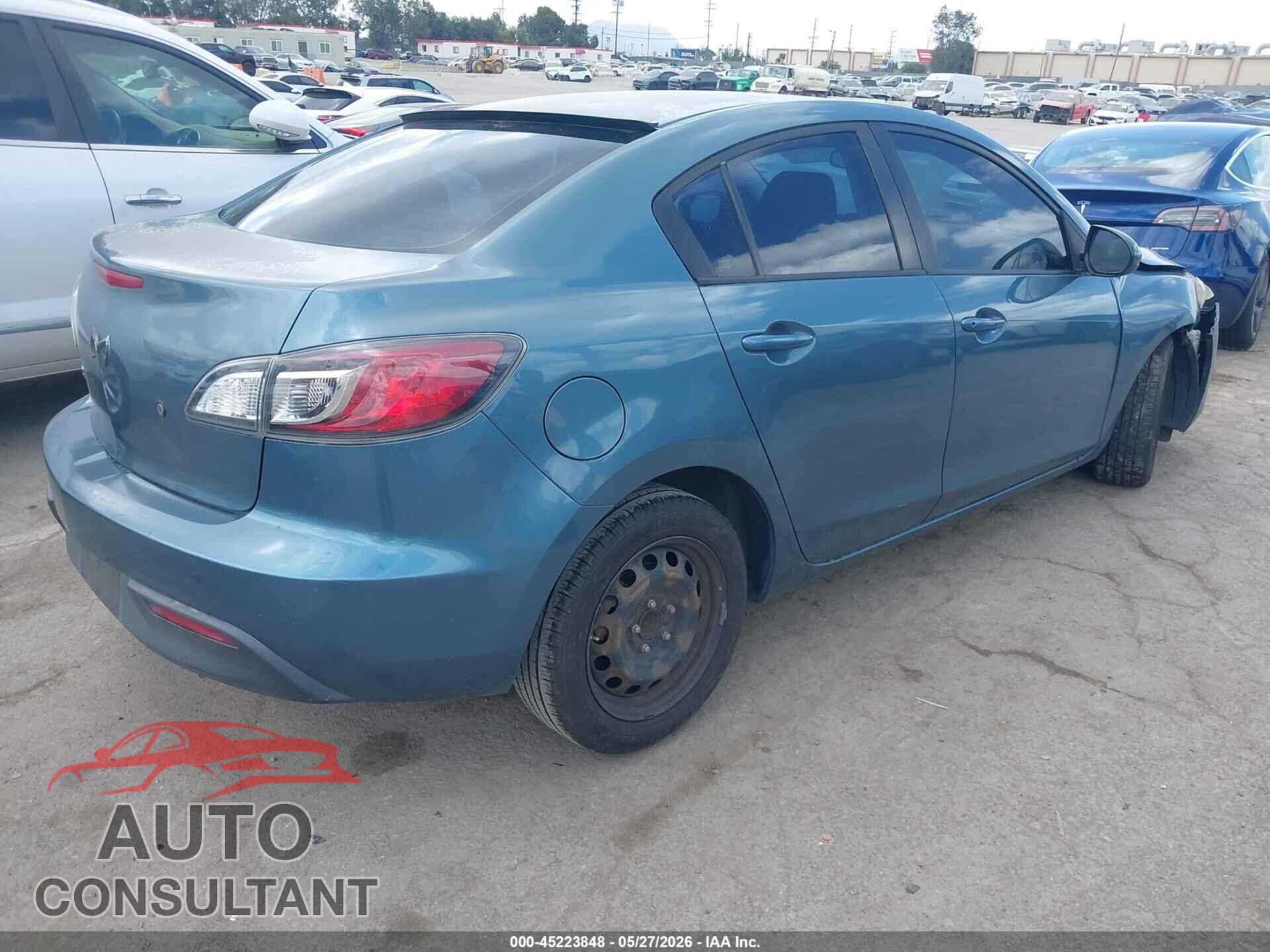 MAZDA MAZDA3 2011 - JM1BL1UG7B1362532