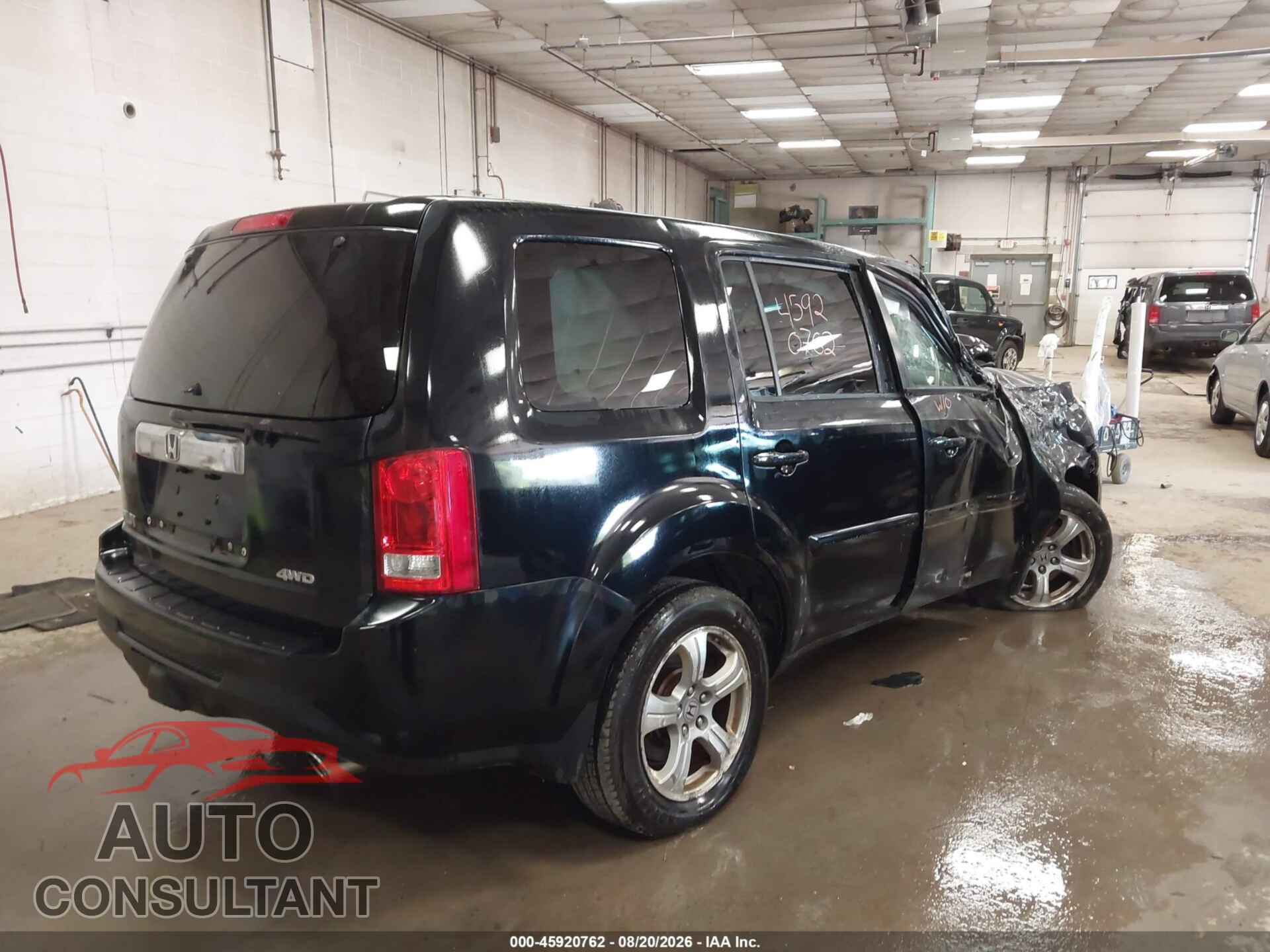 HONDA PILOT 2013 - 5FNYF4H52DB067148