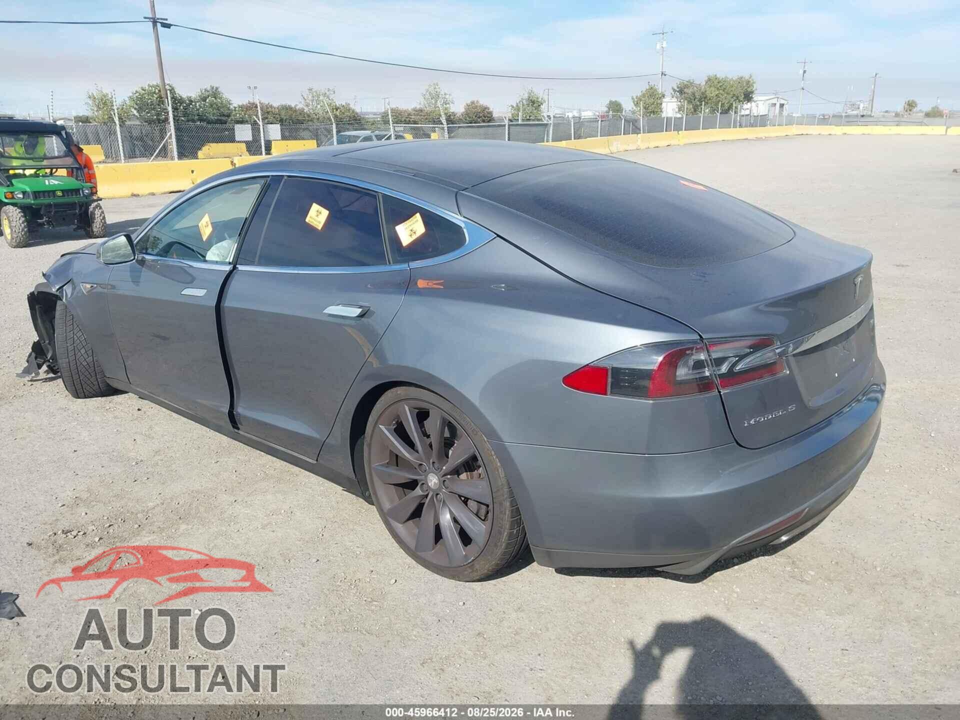TESLA MODEL S 2013 - 5YJSA1DNXDFP06742