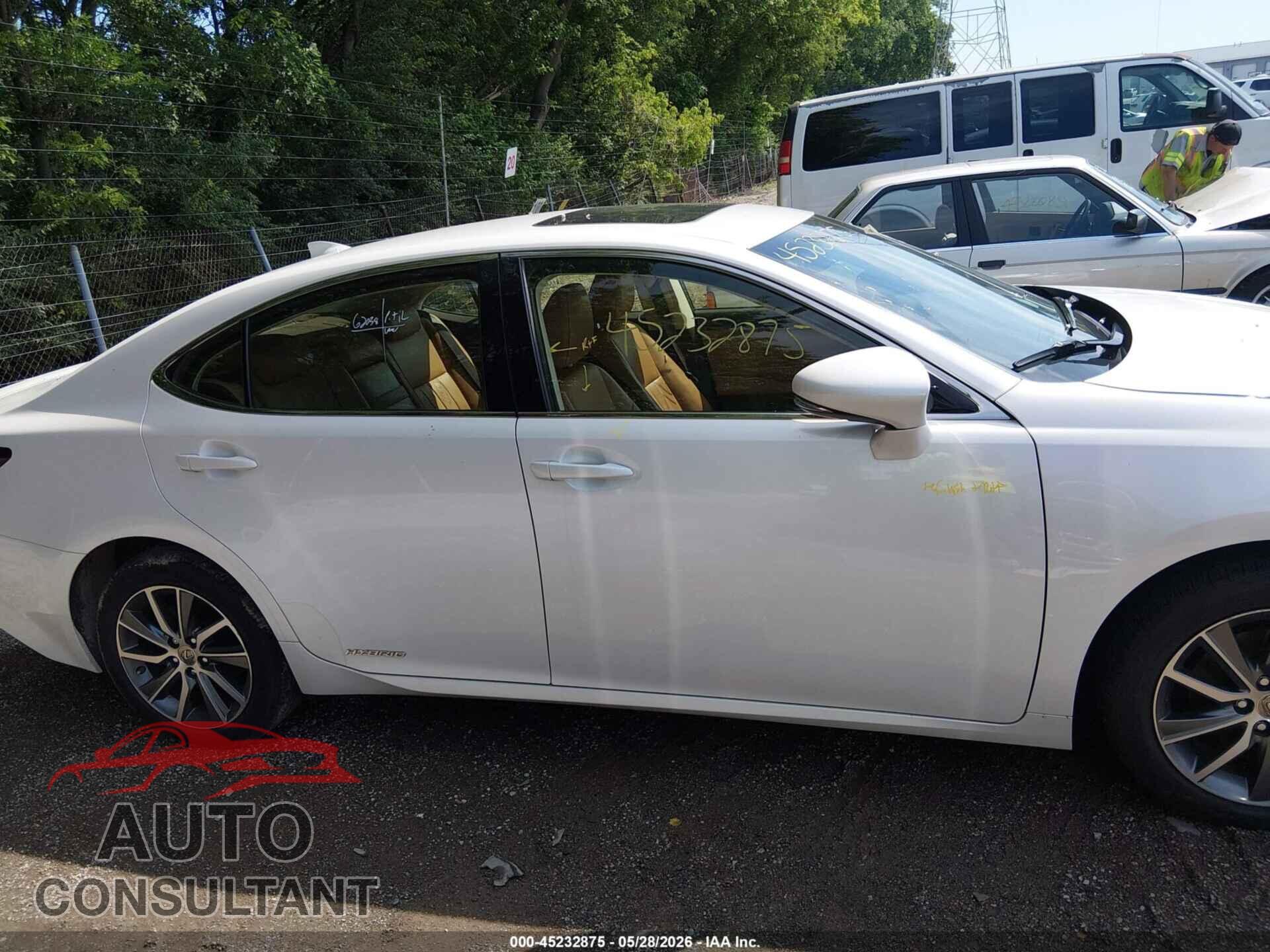 LEXUS ES 300H 2017 - JTHBW1GGXH2145481