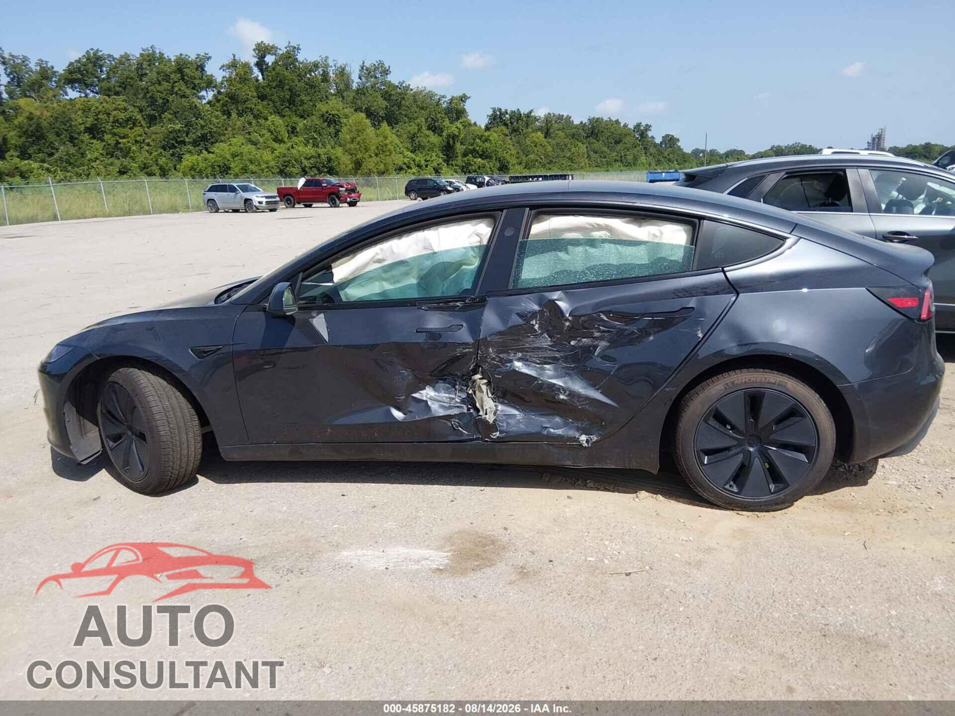 TESLA MODEL 3 2025 - 5YJ3E1EB0SF901727