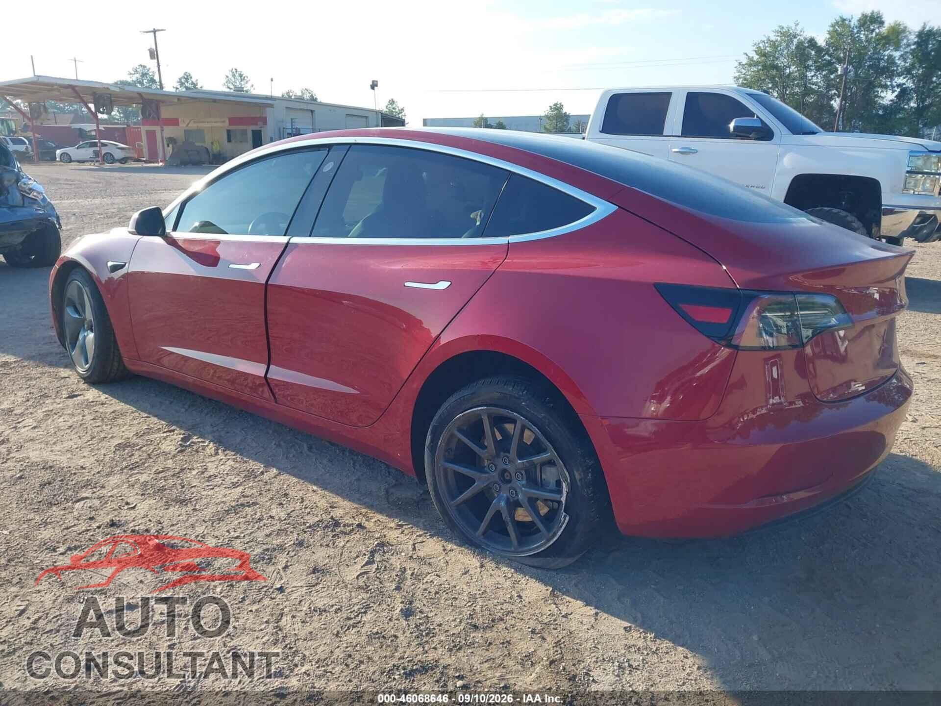 TESLA MODEL 3 2018 - 5YJ3E1EA5JF005302