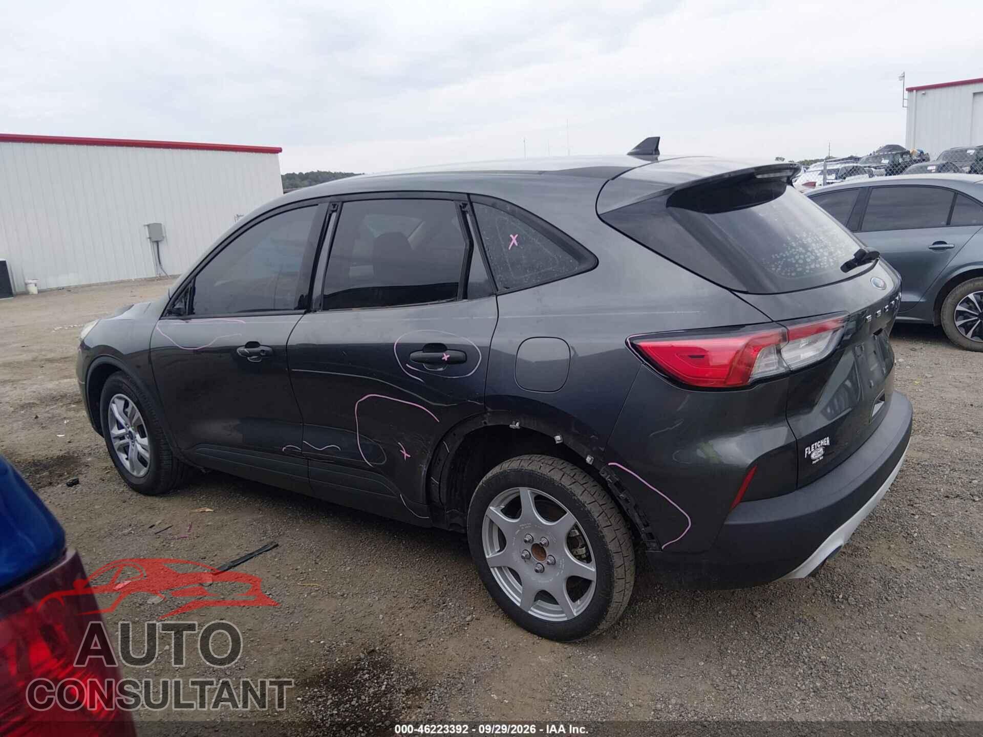 FORD ESCAPE 2020 - 1FMCU0F68LUA33611