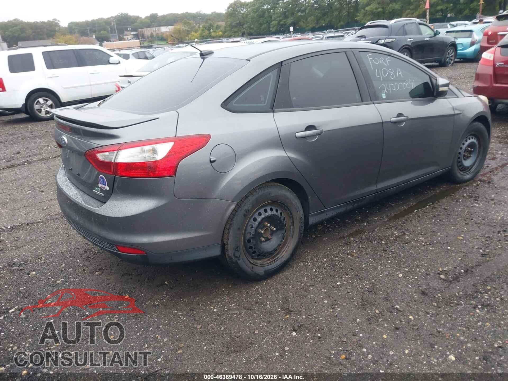 FORD FOCUS 2013 - 1FADP3F26DL370175