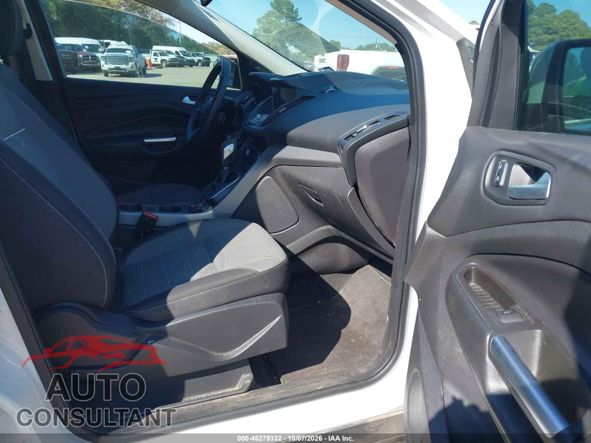FORD ESCAPE 2014 - 1FMCU0GX0EUB28979