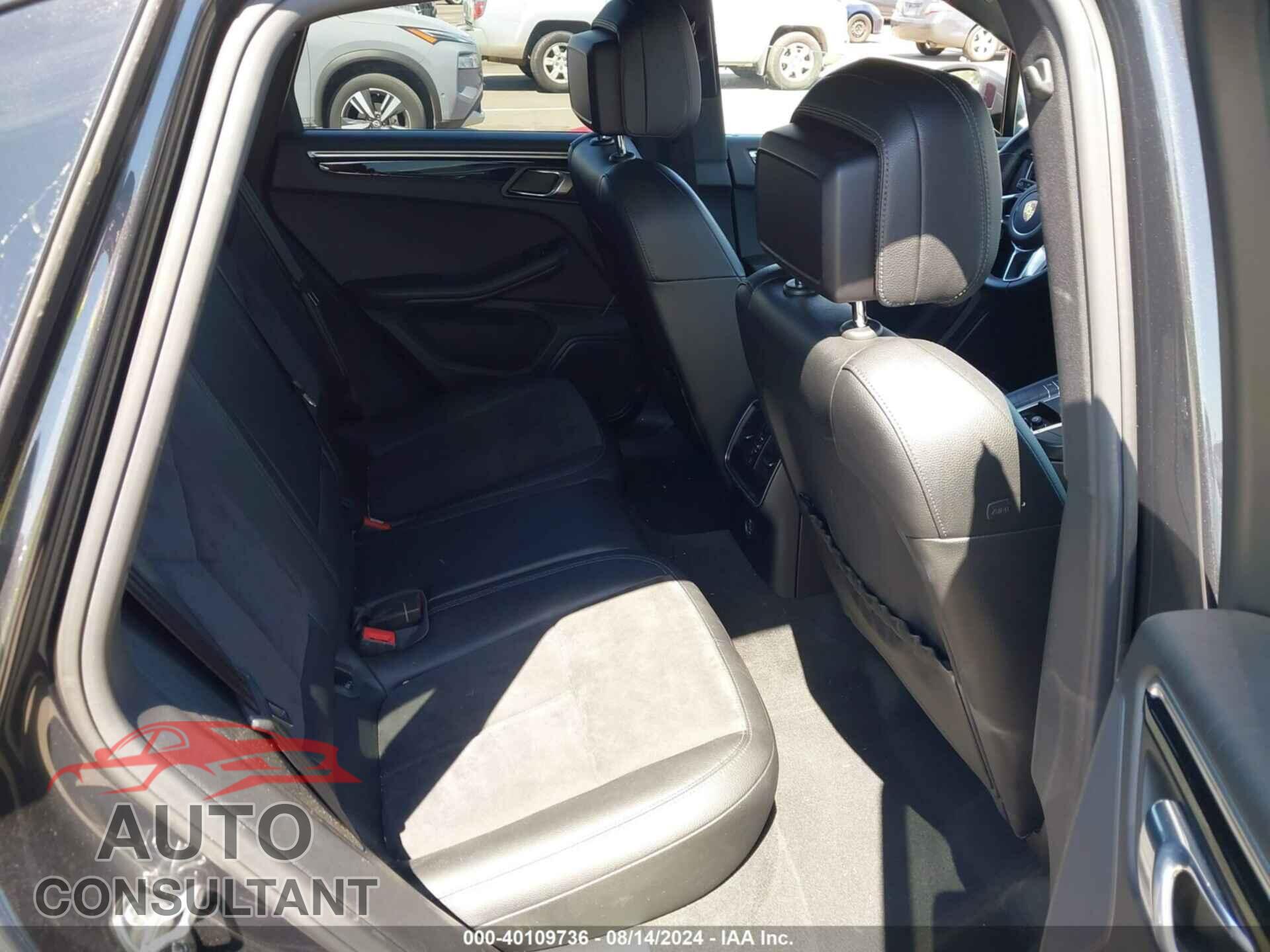PORSCHE MACAN 2017 - WP1AA2A58HLB83339