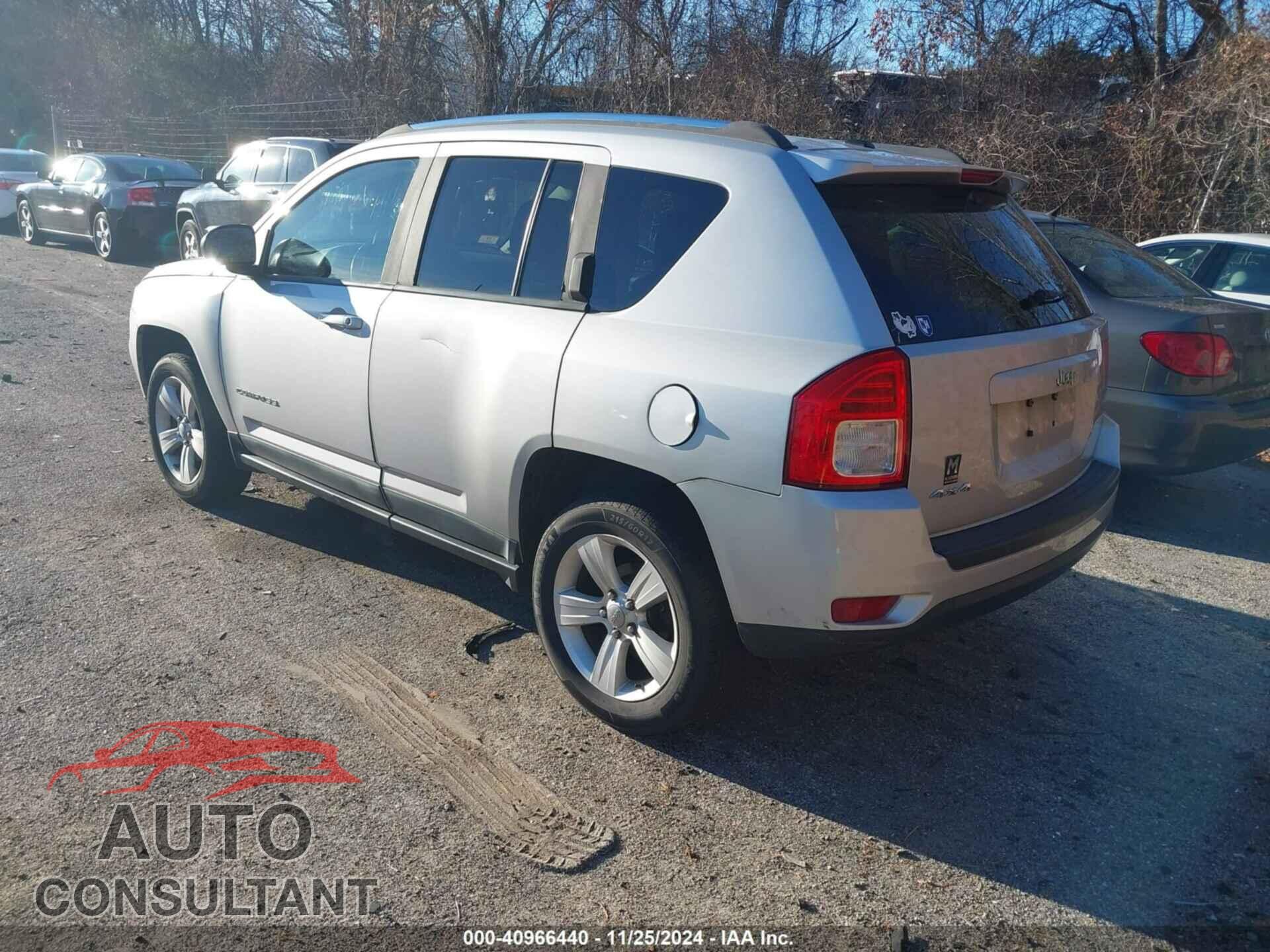 JEEP COMPASS 2011 - 1J4NF1FB8BD282932