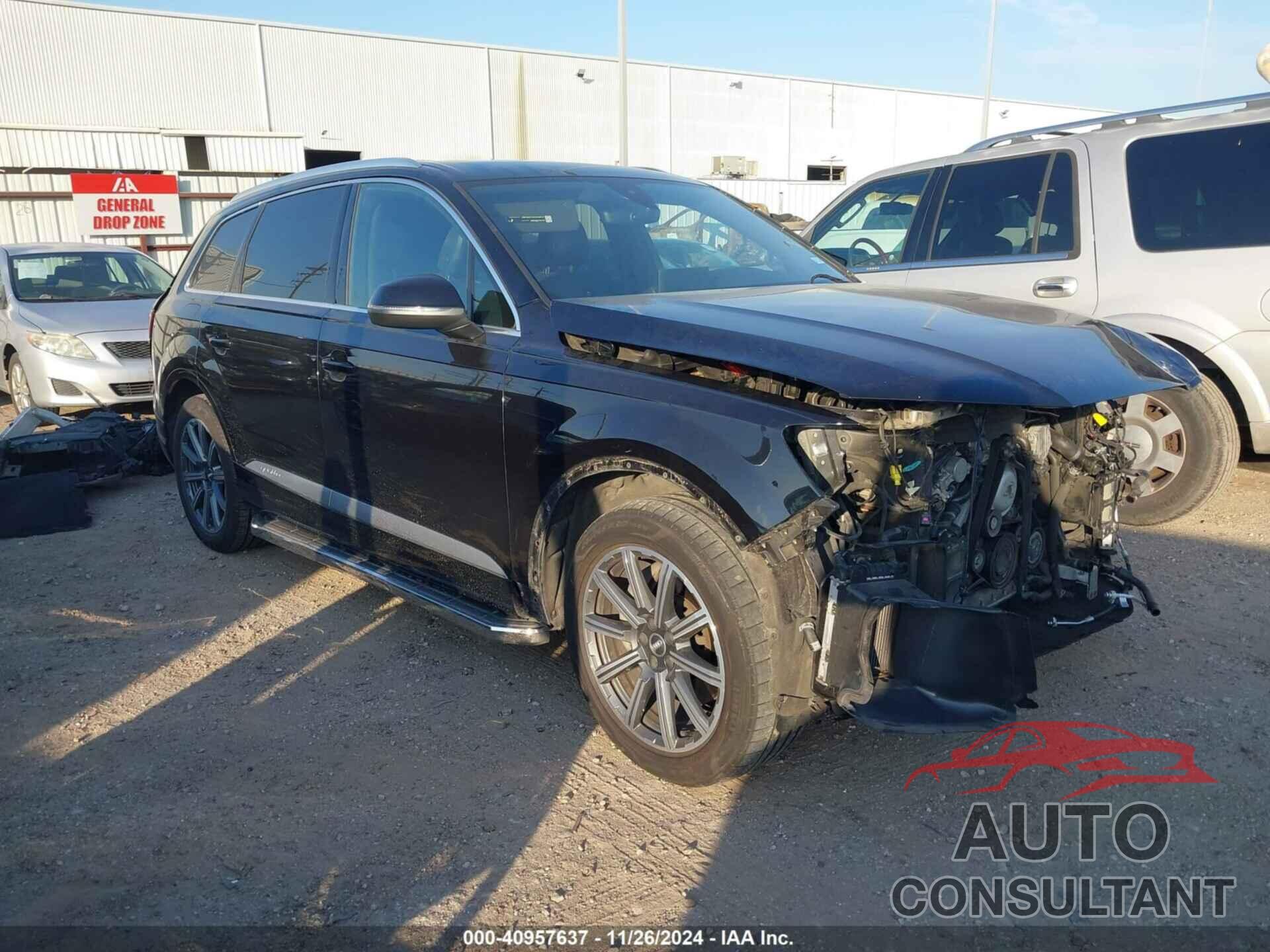 AUDI Q7 2017 - WA1LAAF79HD018127