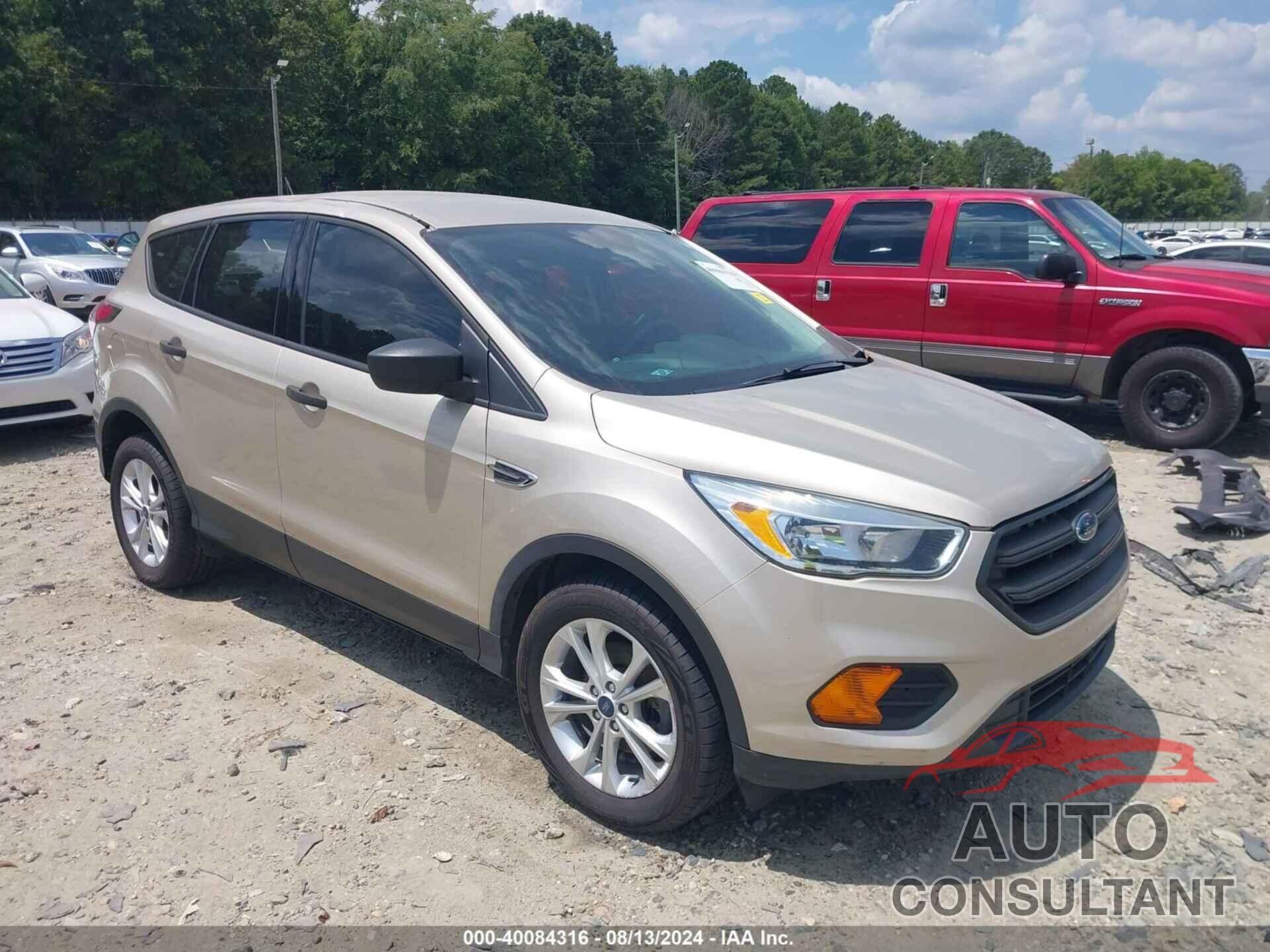 FORD ESCAPE 2017 - 1FMCU0F79HUA18826