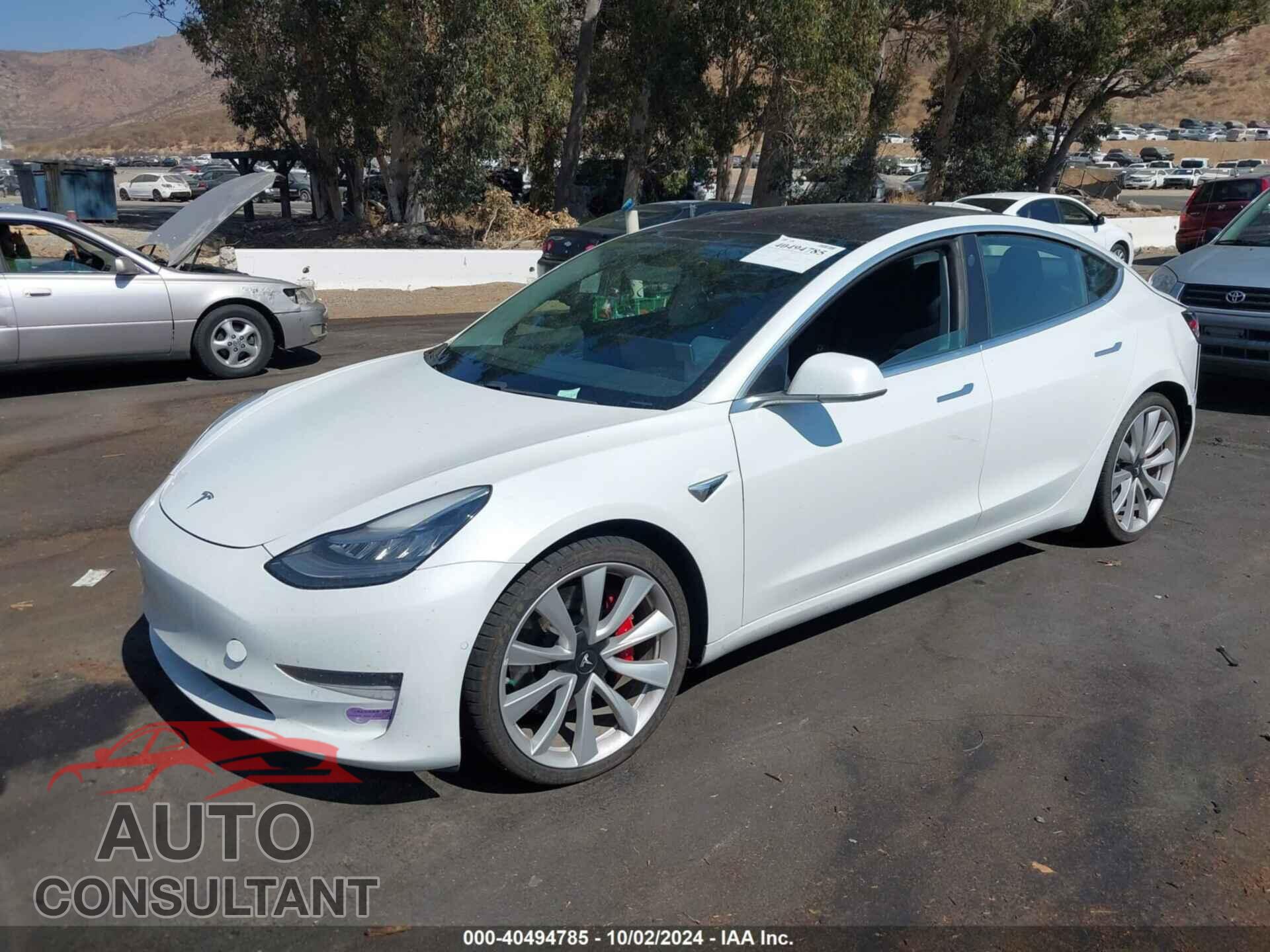 TESLA MODEL 3 2018 - 5YJ3E1EB8JF084408