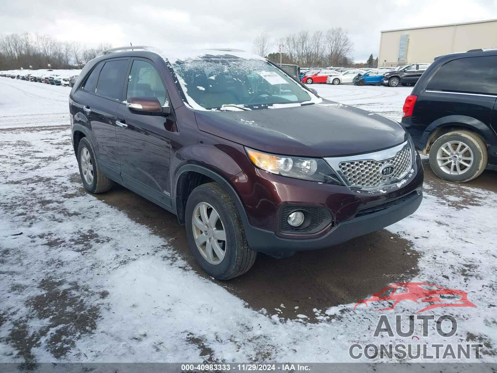 KIA SORENTO 2011 - 5XYKTDA1XBG144151
