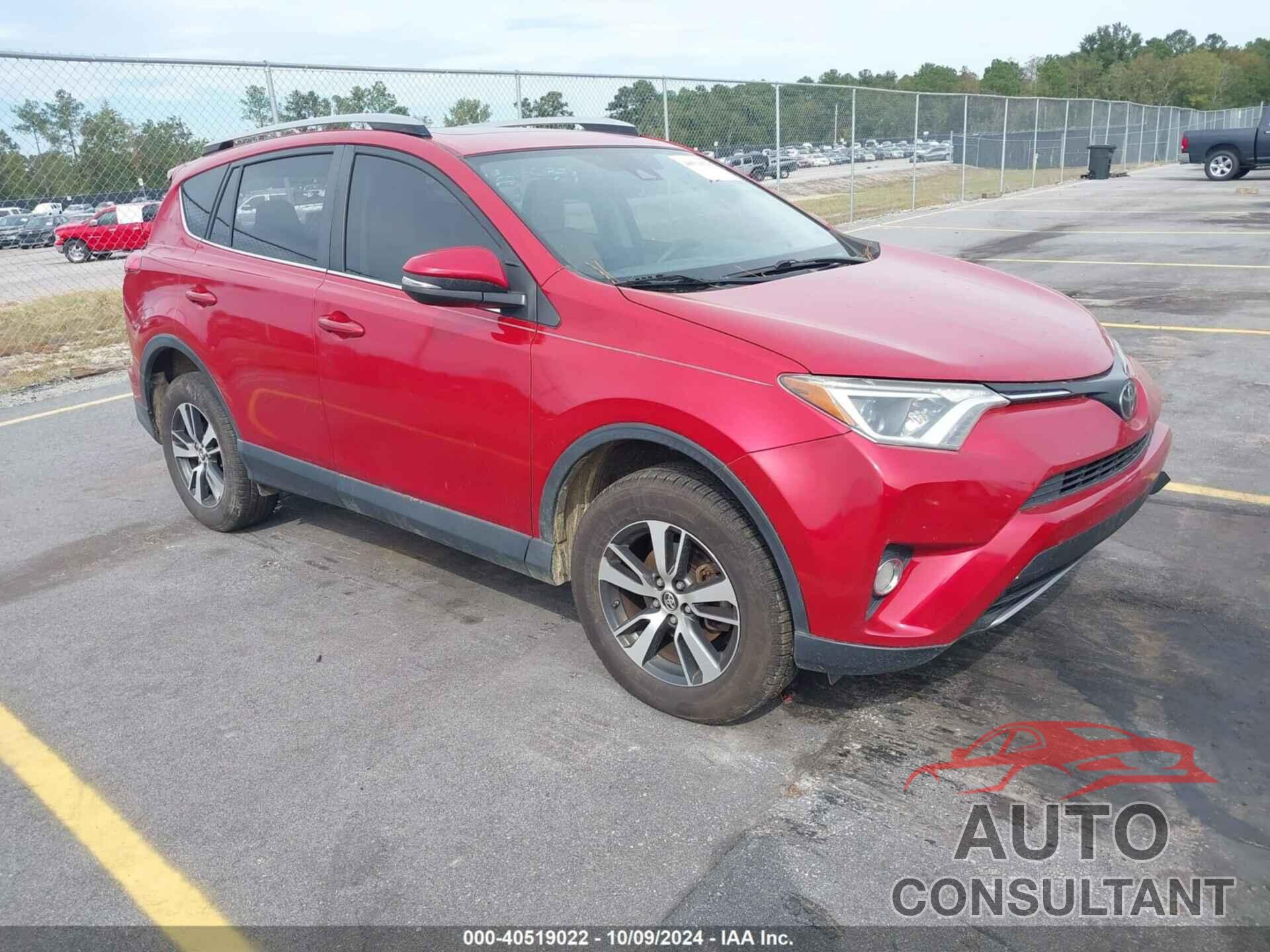 TOYOTA RAV4 2017 - JTMWFREV6HJ135121