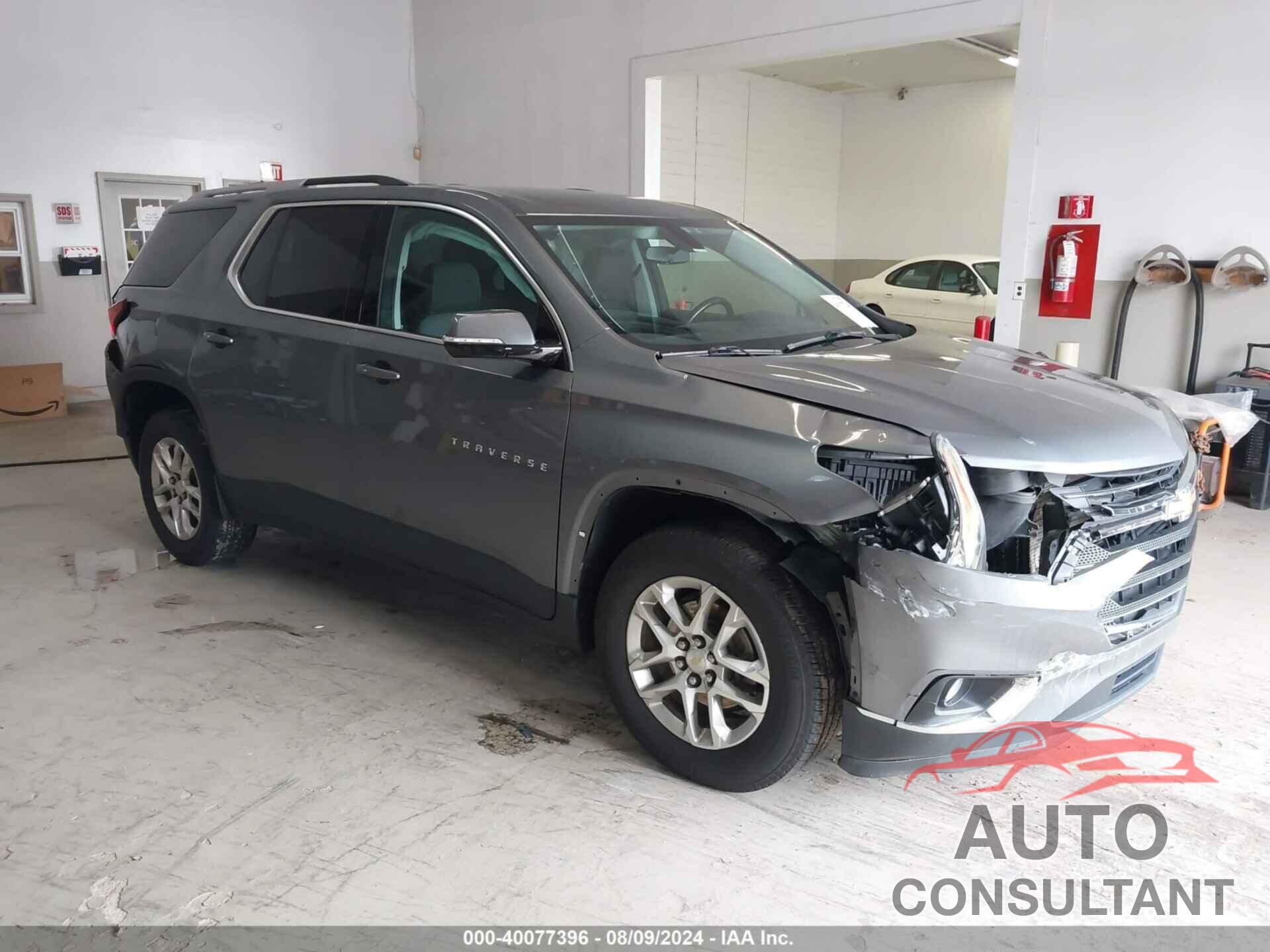 CHEVROLET TRAVERSE 2018 - 1GNEVGKW0JJ181895