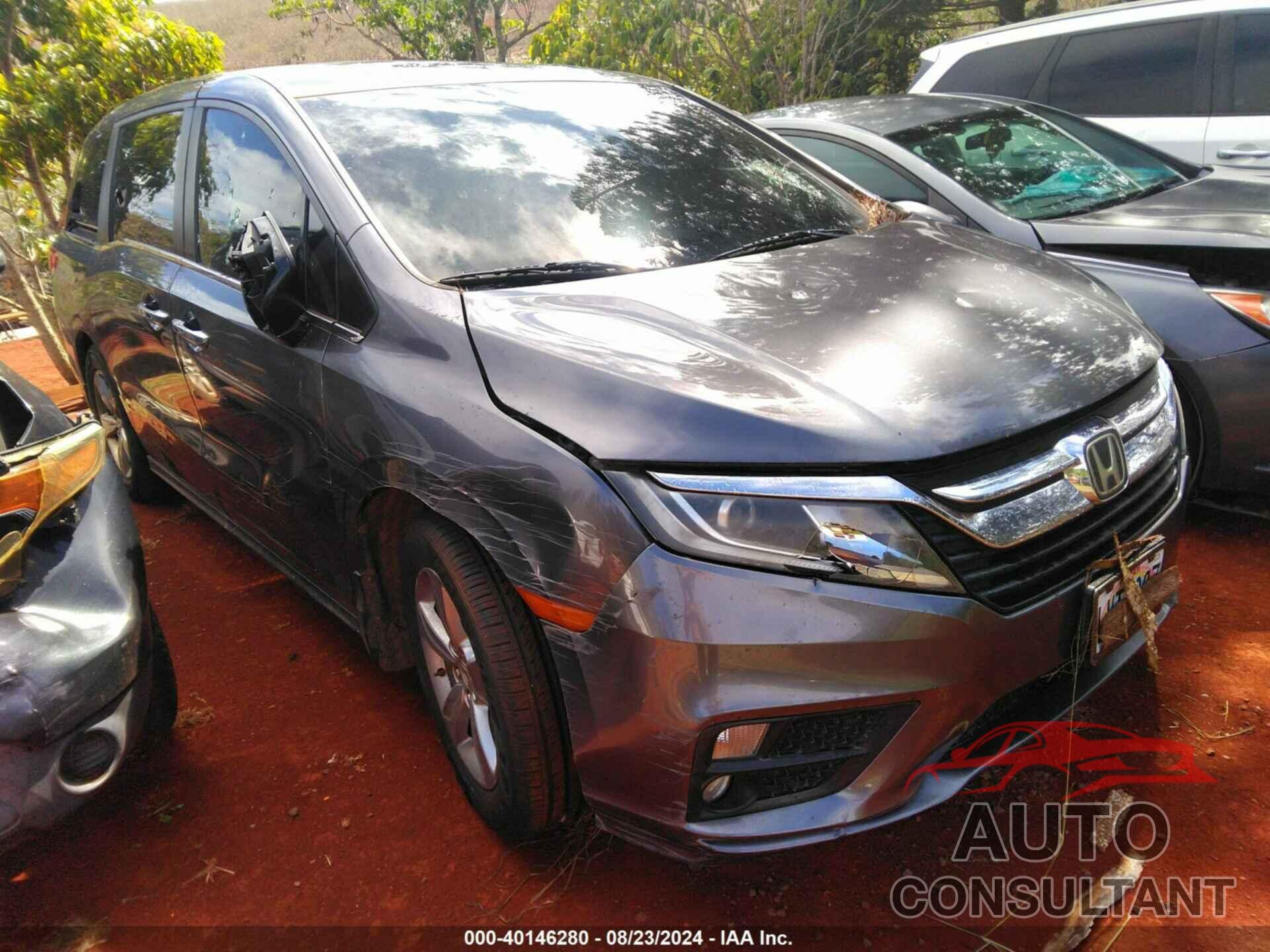 HONDA ODYSSEY 2018 - 5FNRL6H70JB017628