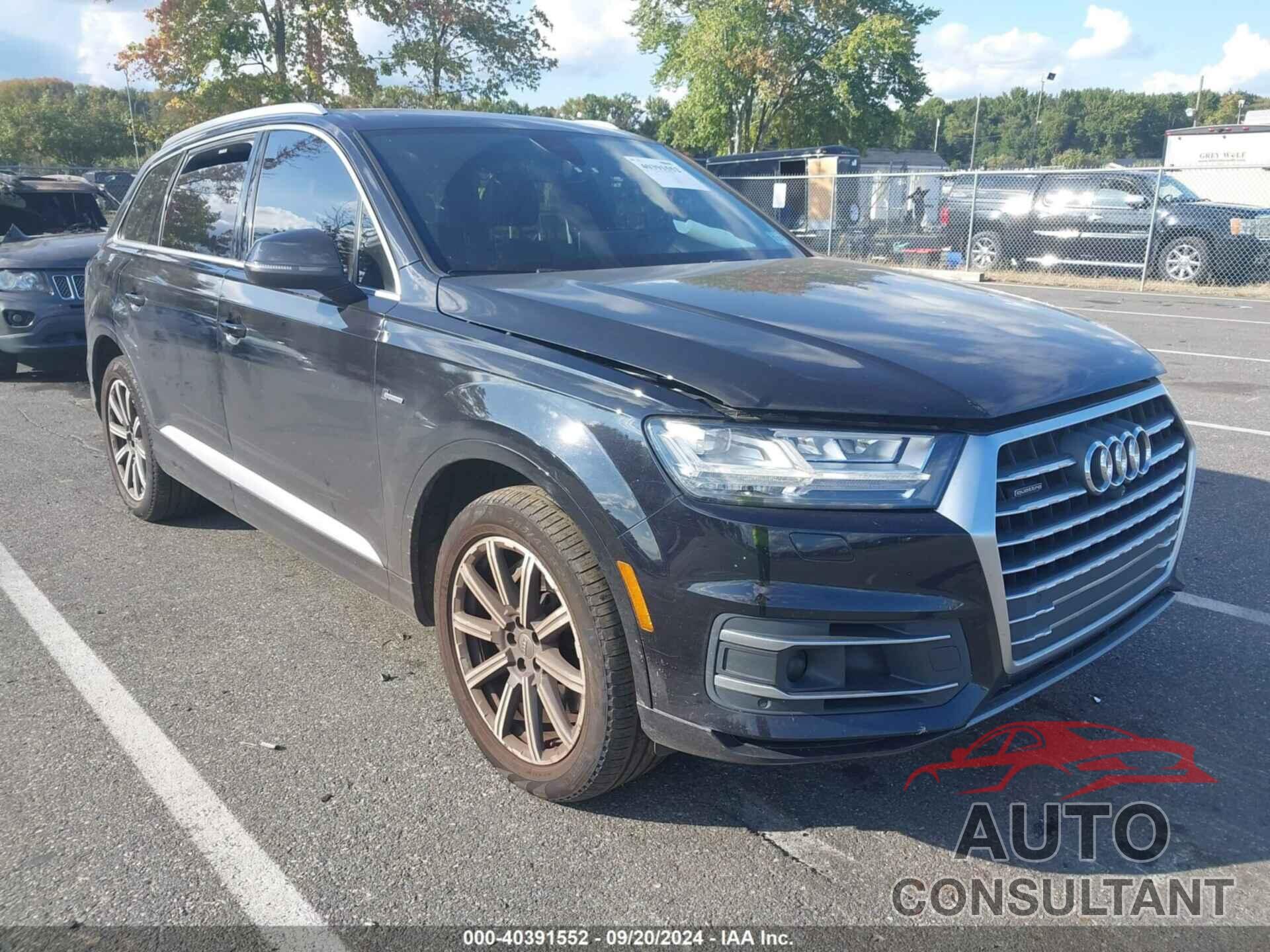 AUDI Q7 2018 - WA1VAAF71JD009954