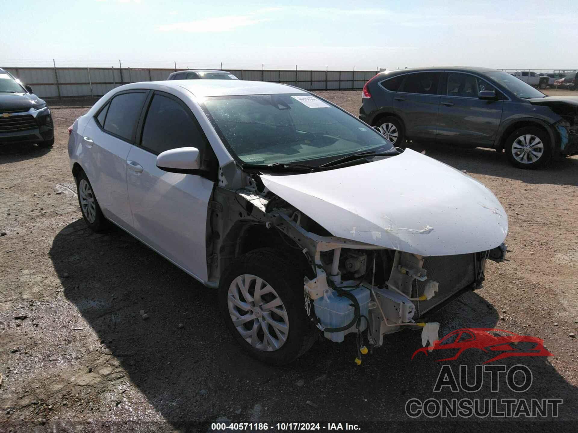 TOYOTA COROLLA 2018 - 5YFBURHEXJP750787