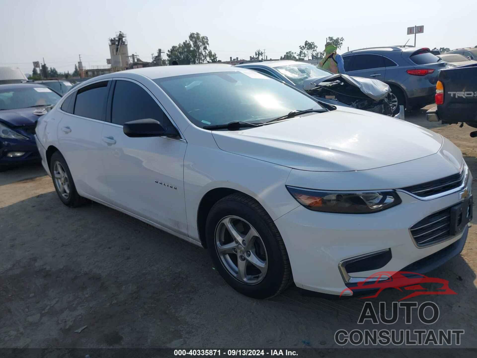 CHEVROLET MALIBU 2017 - 1G1ZC5ST8HF235329