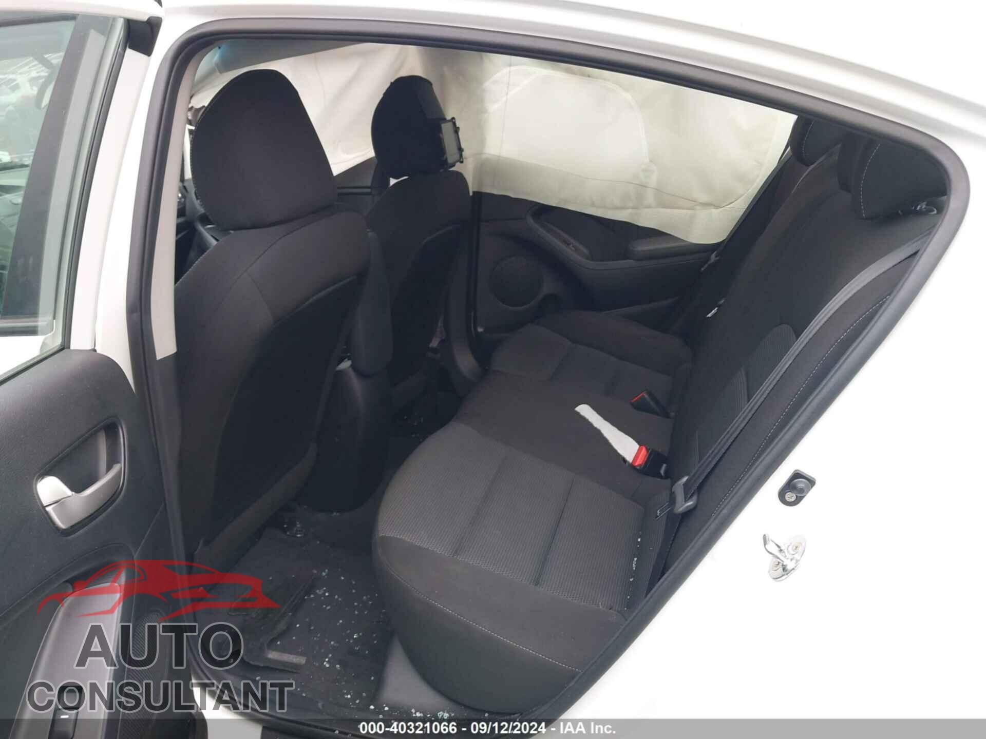KIA FORTE 2017 - 3KPFK4A73HE140943