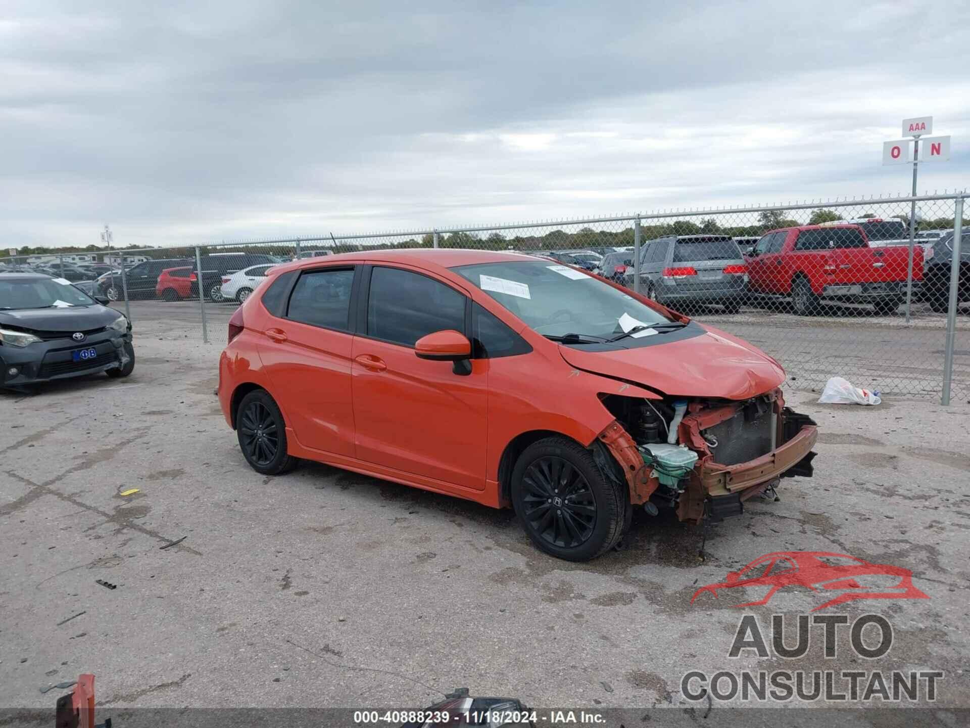 HONDA FIT 2018 - 3HGGK5H69JM718239