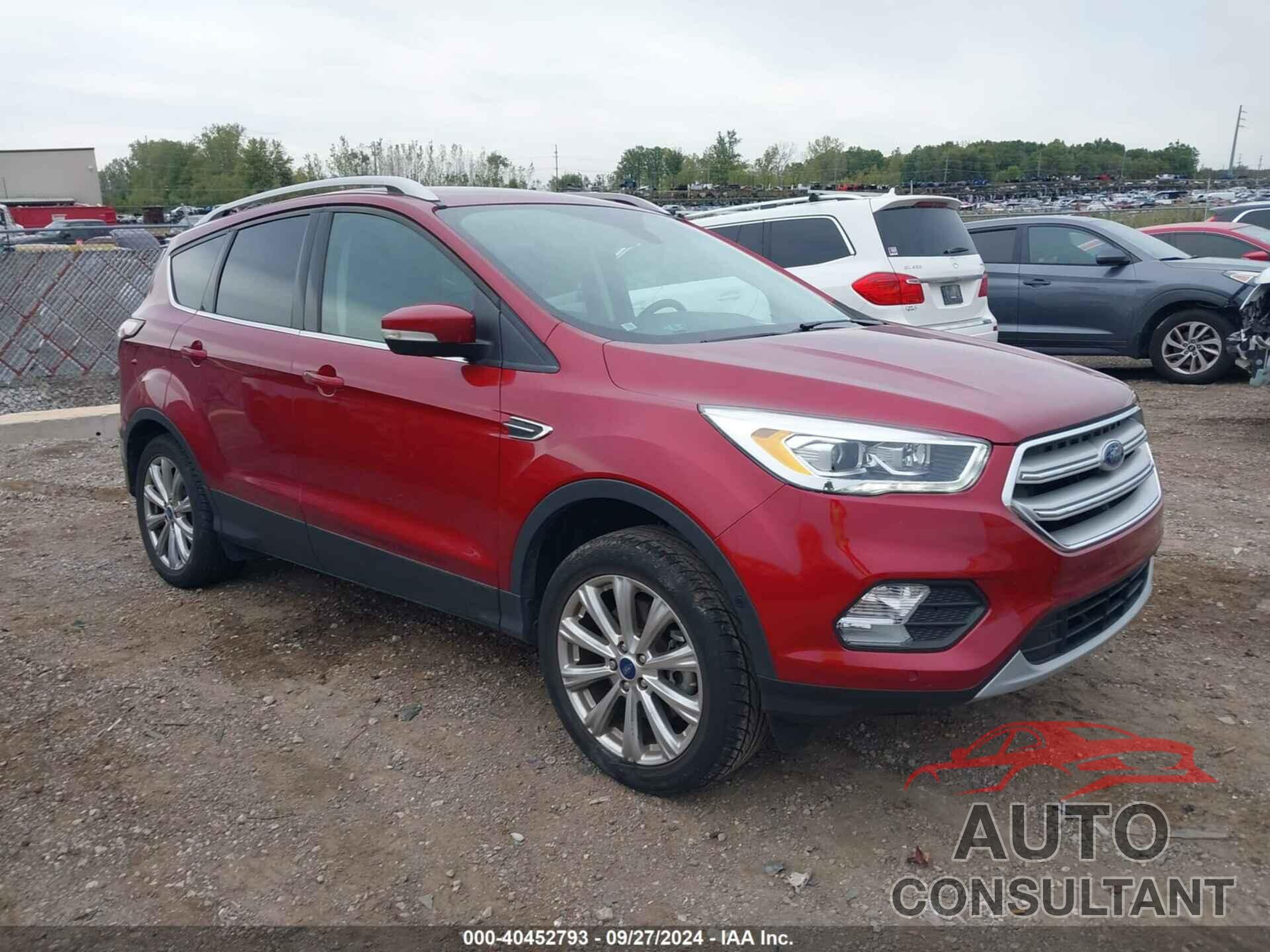 FORD ESCAPE 2018 - 1FMCU0J9XJUC85830