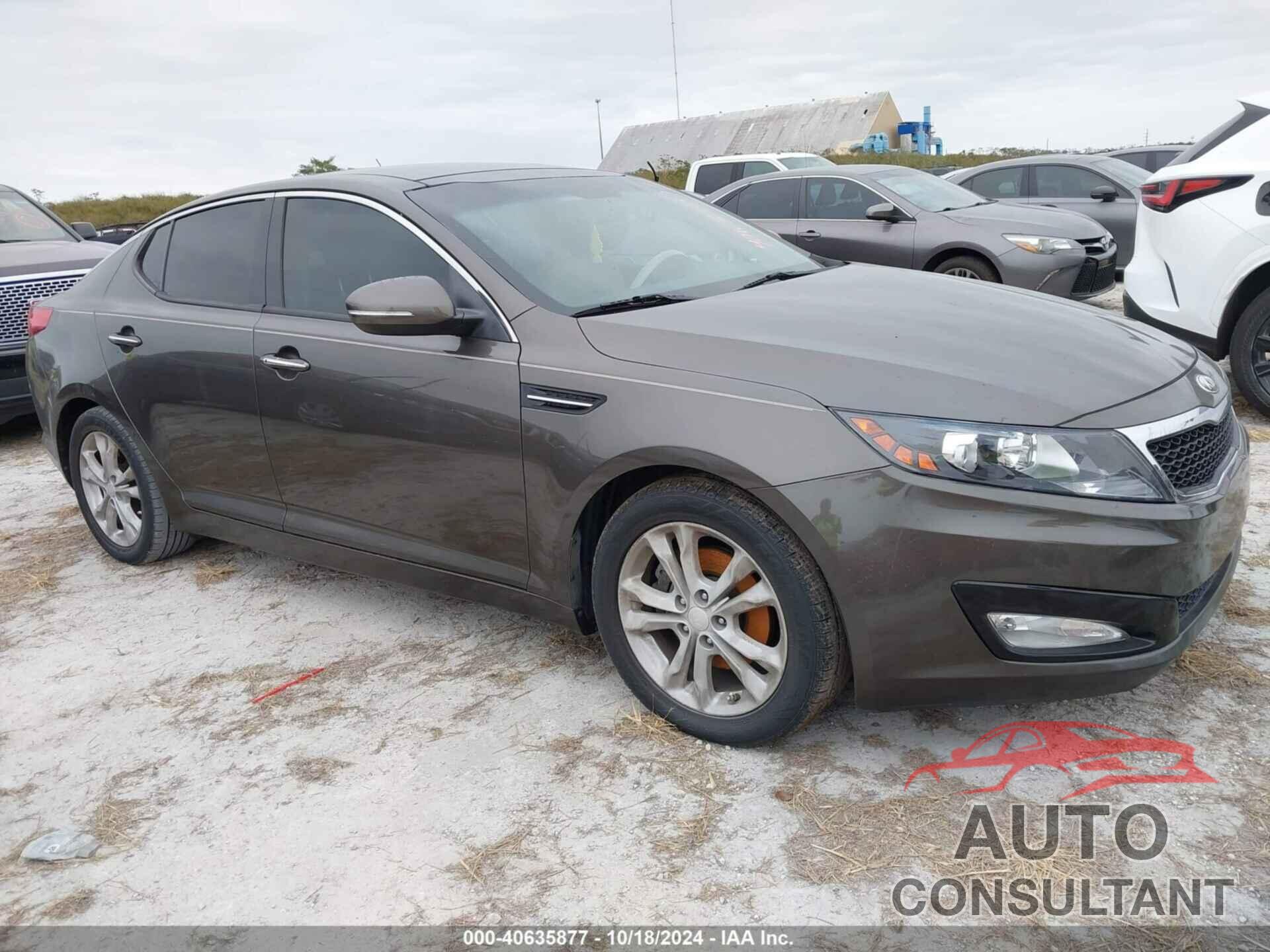 KIA OPTIMA 2013 - 5XXGN4A70DG100445