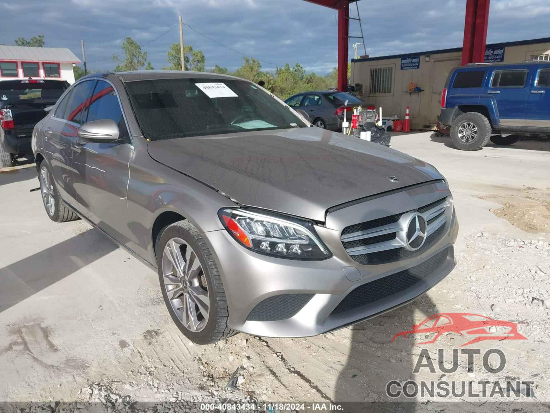 MERCEDES-BENZ C 300 2019 - 55SWF8EB7KU290595