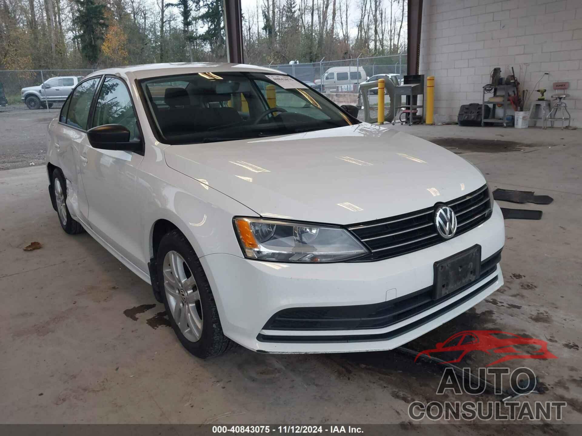 VOLKSWAGEN JETTA 2015 - 3VW2K7AJ3FM246773