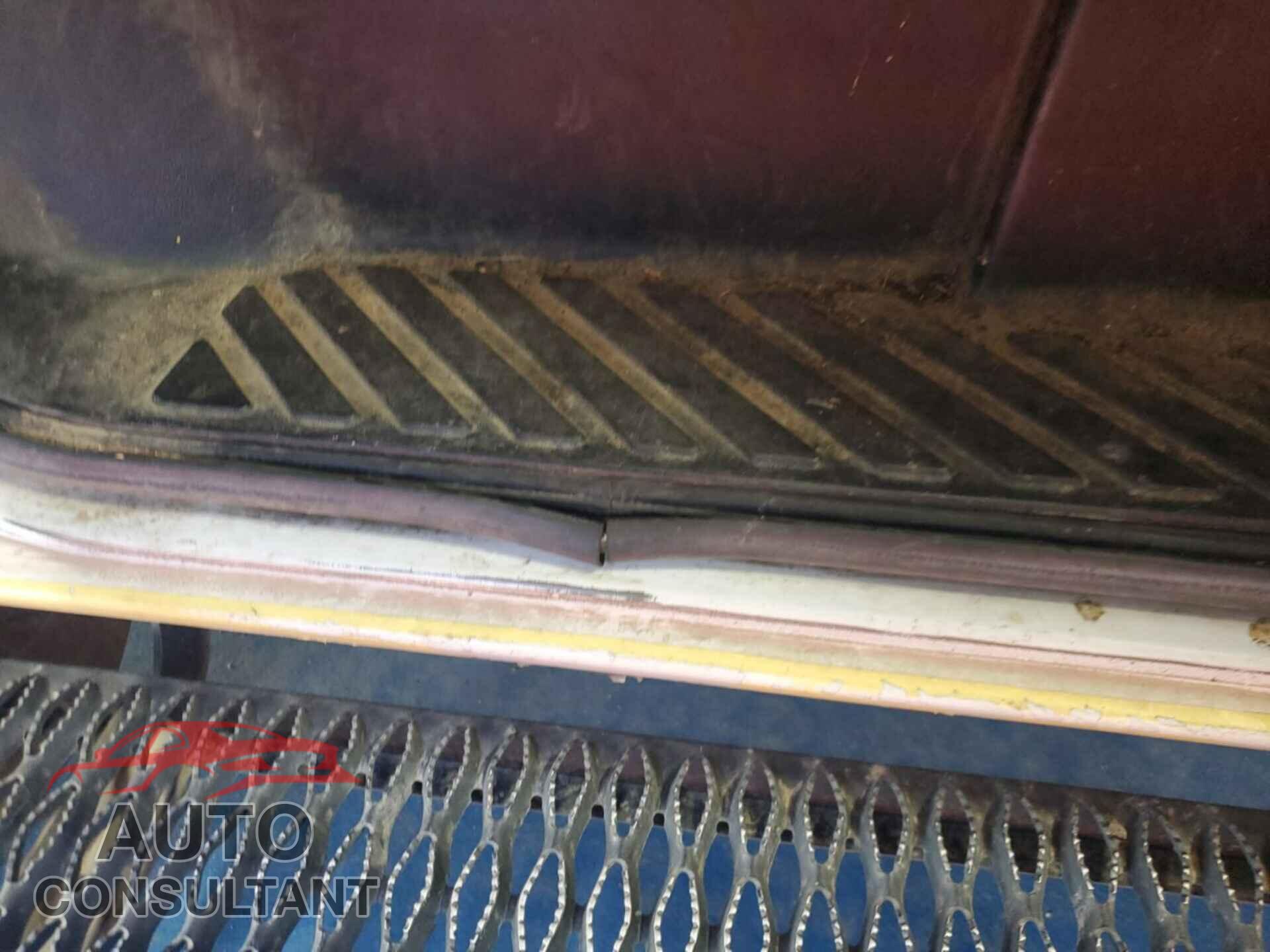FORD ECONOLINE 2018 - 1FDXE4FS7JDC24985