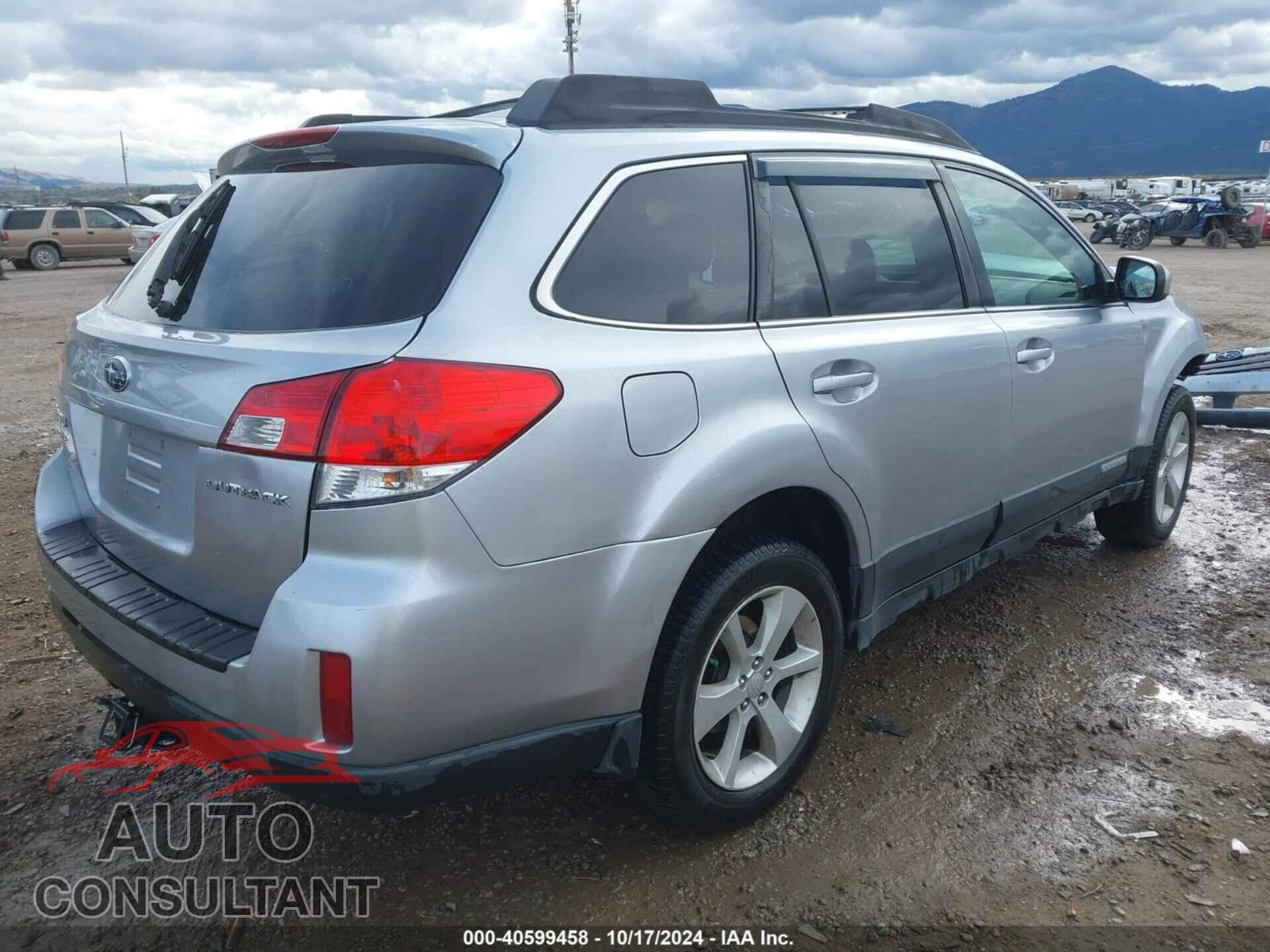 SUBARU OUTBACK 2013 - 4S4BRCCC8D3205426