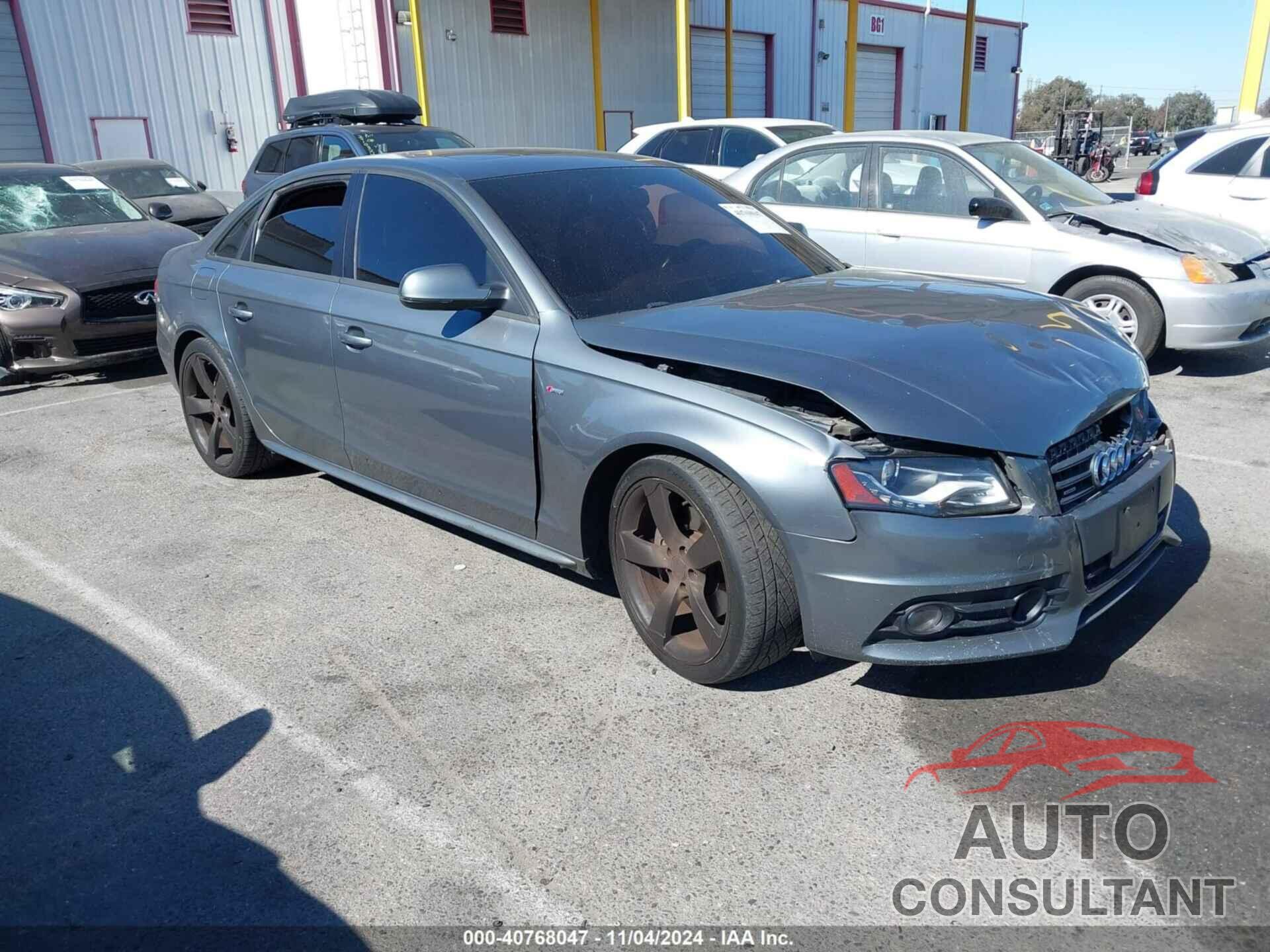 AUDI A4 2012 - WAUKFAFL4CA098024