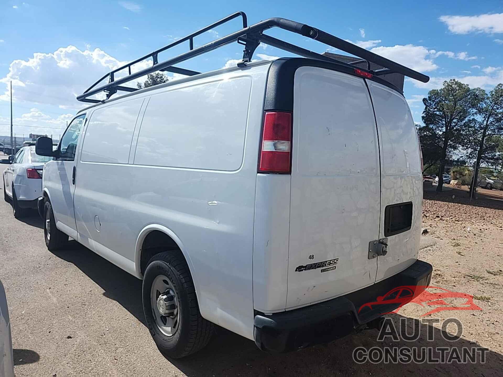 CHEVROLET EXPRESS 2500 2016 - 1GCWGAFG5G1117688