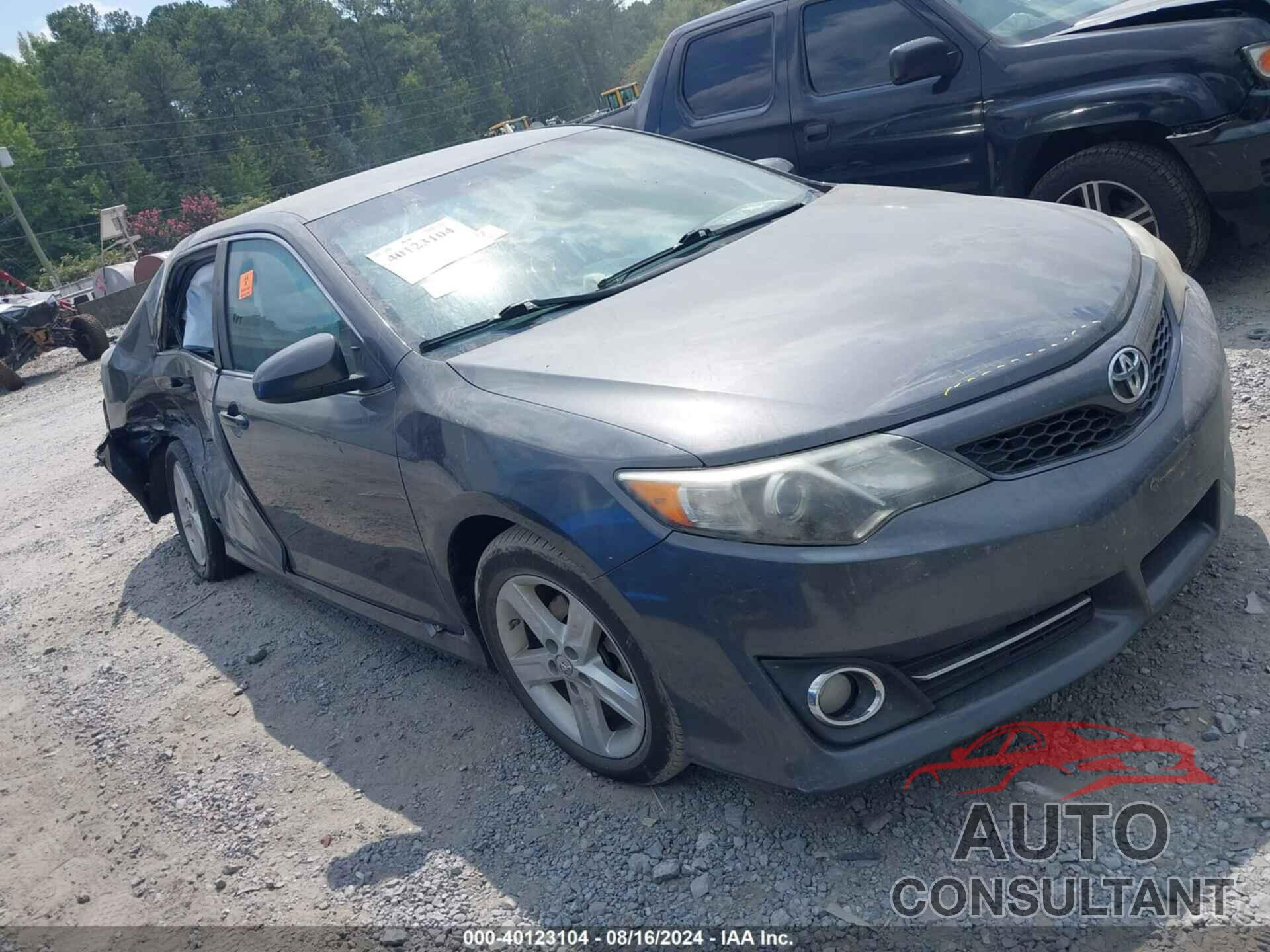 TOYOTA CAMRY 2014 - 4T1BF1FK5EU440264