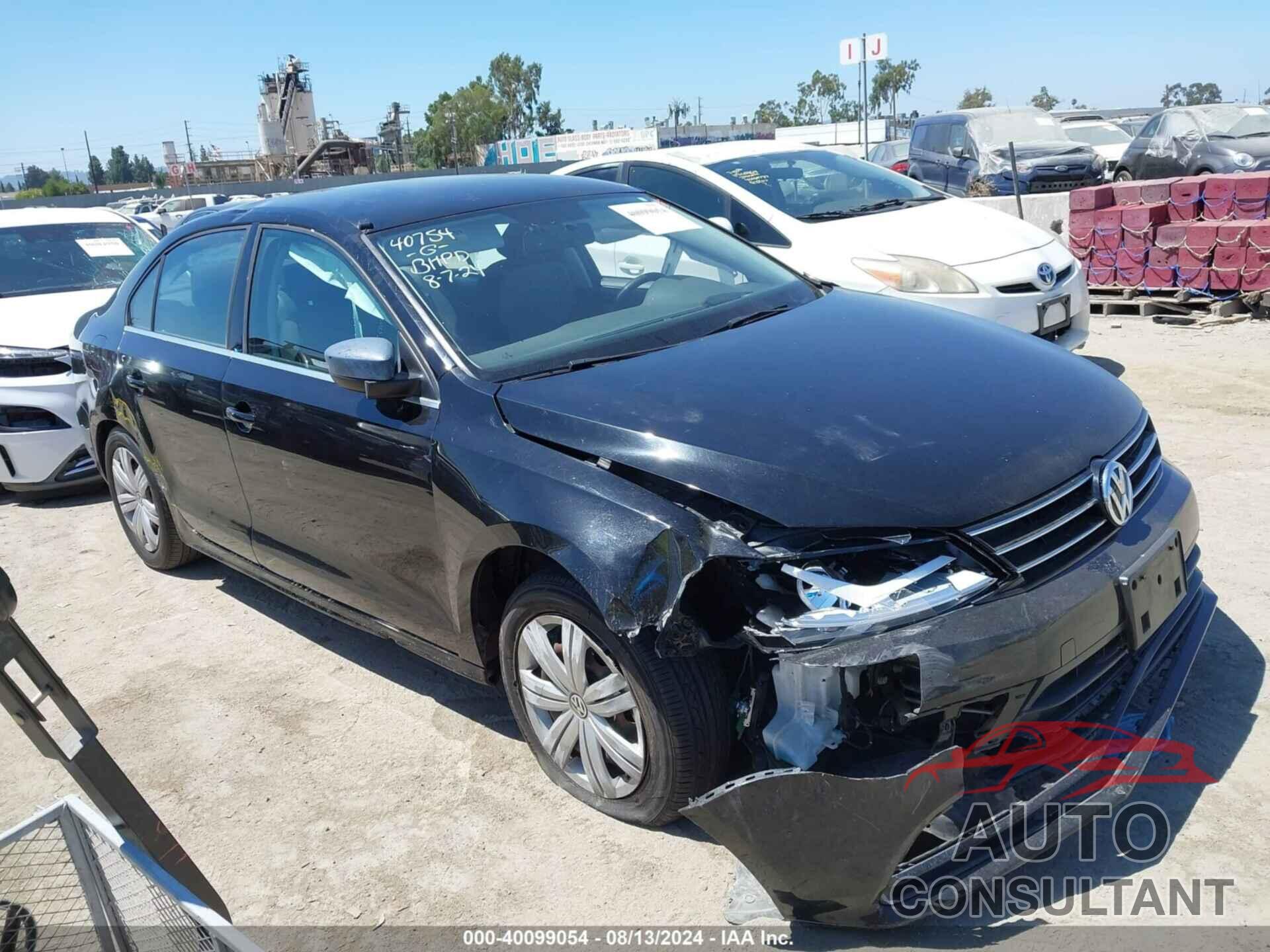 VOLKSWAGEN JETTA 2017 - 3VW2B7AJ2HM384775