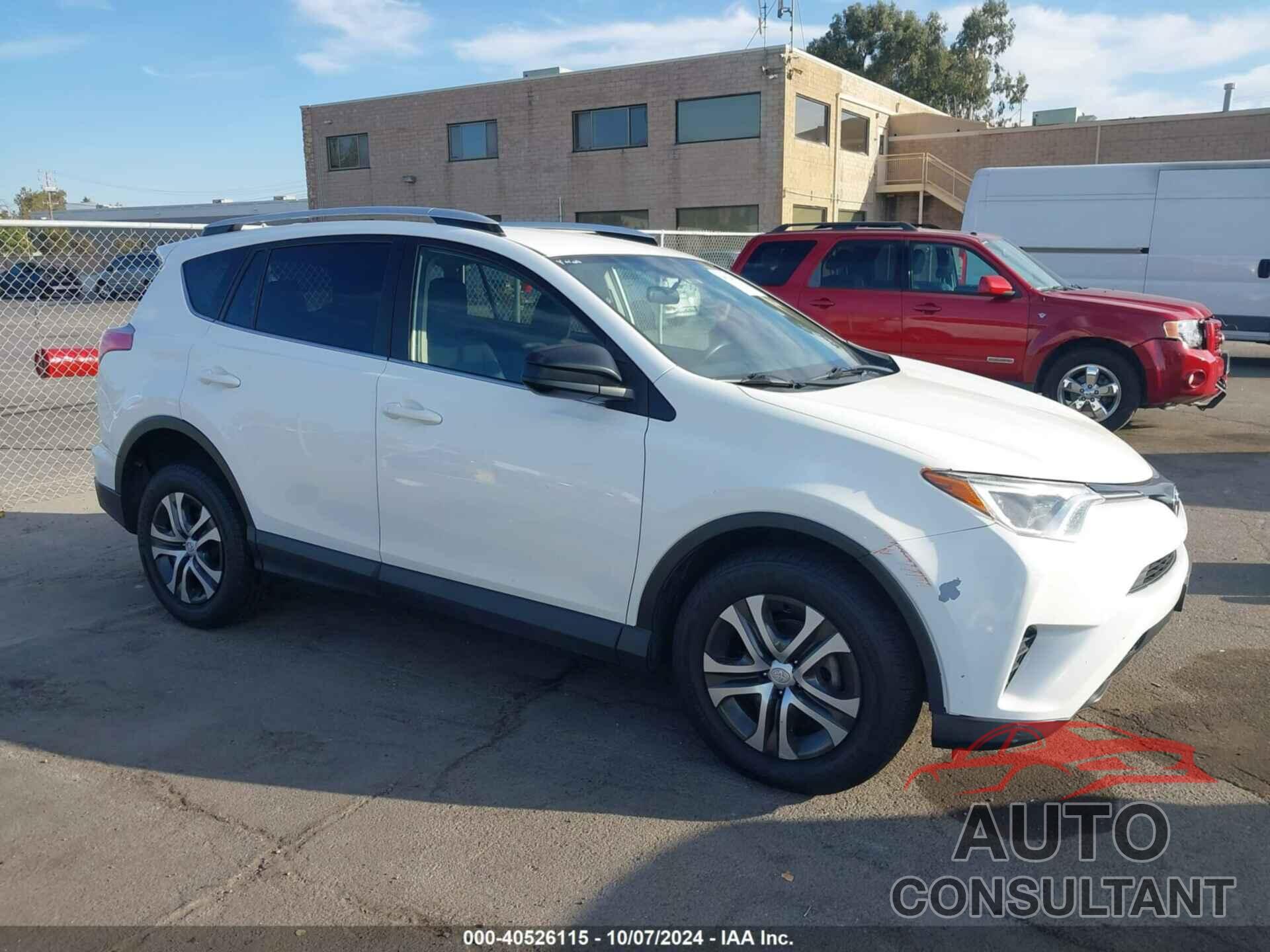 TOYOTA RAV4 2016 - JTMZFREV2GJ083546