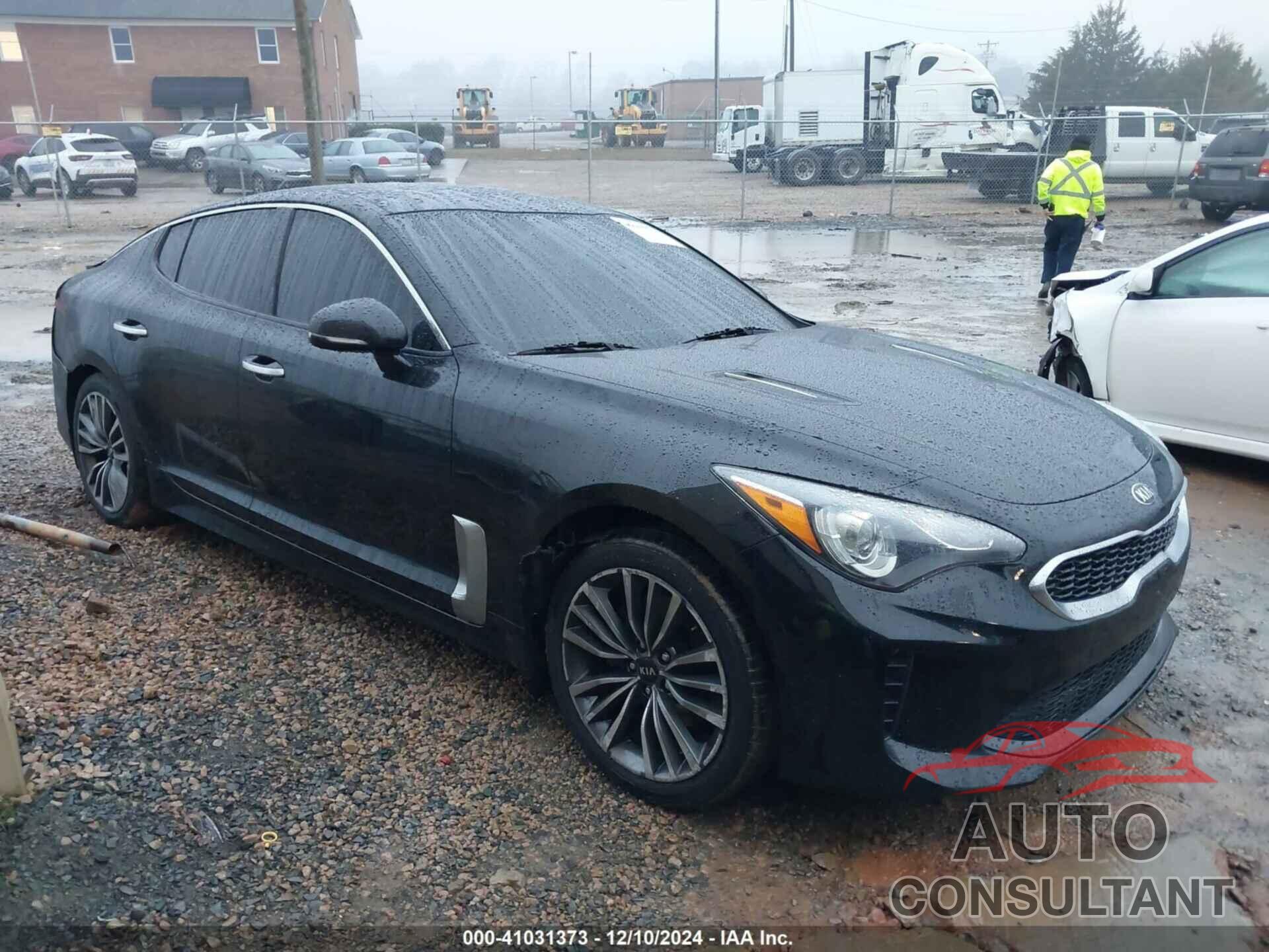 KIA STINGER 2019 - KNAE15LA6K6069504