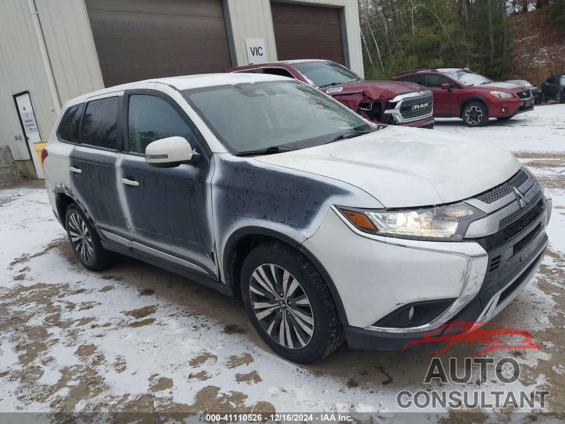 MITSUBISHI OUTLANDER 2020 - JA4AZ3A37LZ008157