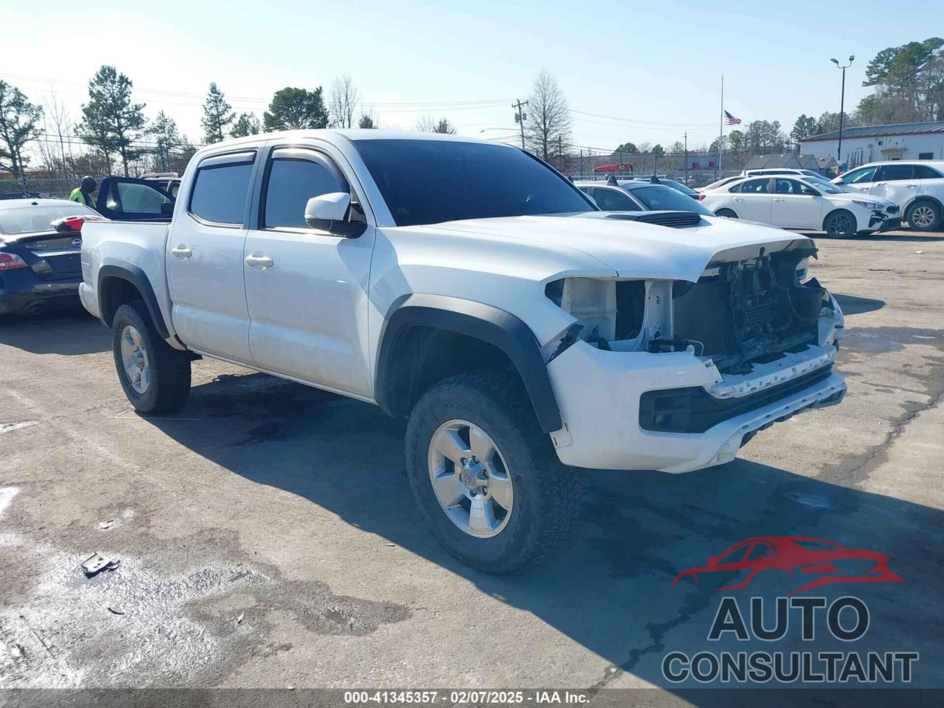 TOYOTA TACOMA 2019 - 5TFCZ5AN6KX194425