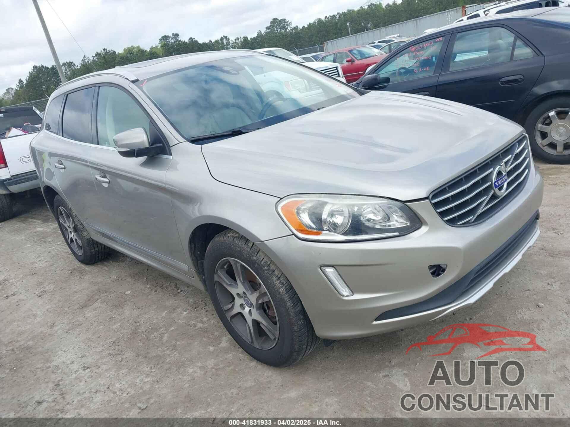 VOLVO XC60 2015 - YV4902RC5F2579433