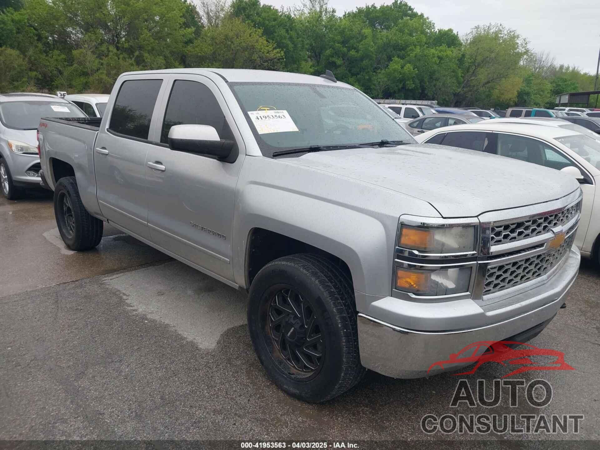 CHEVROLET SILVERADO 1500 2015 - 3GCUKREH6FG334200