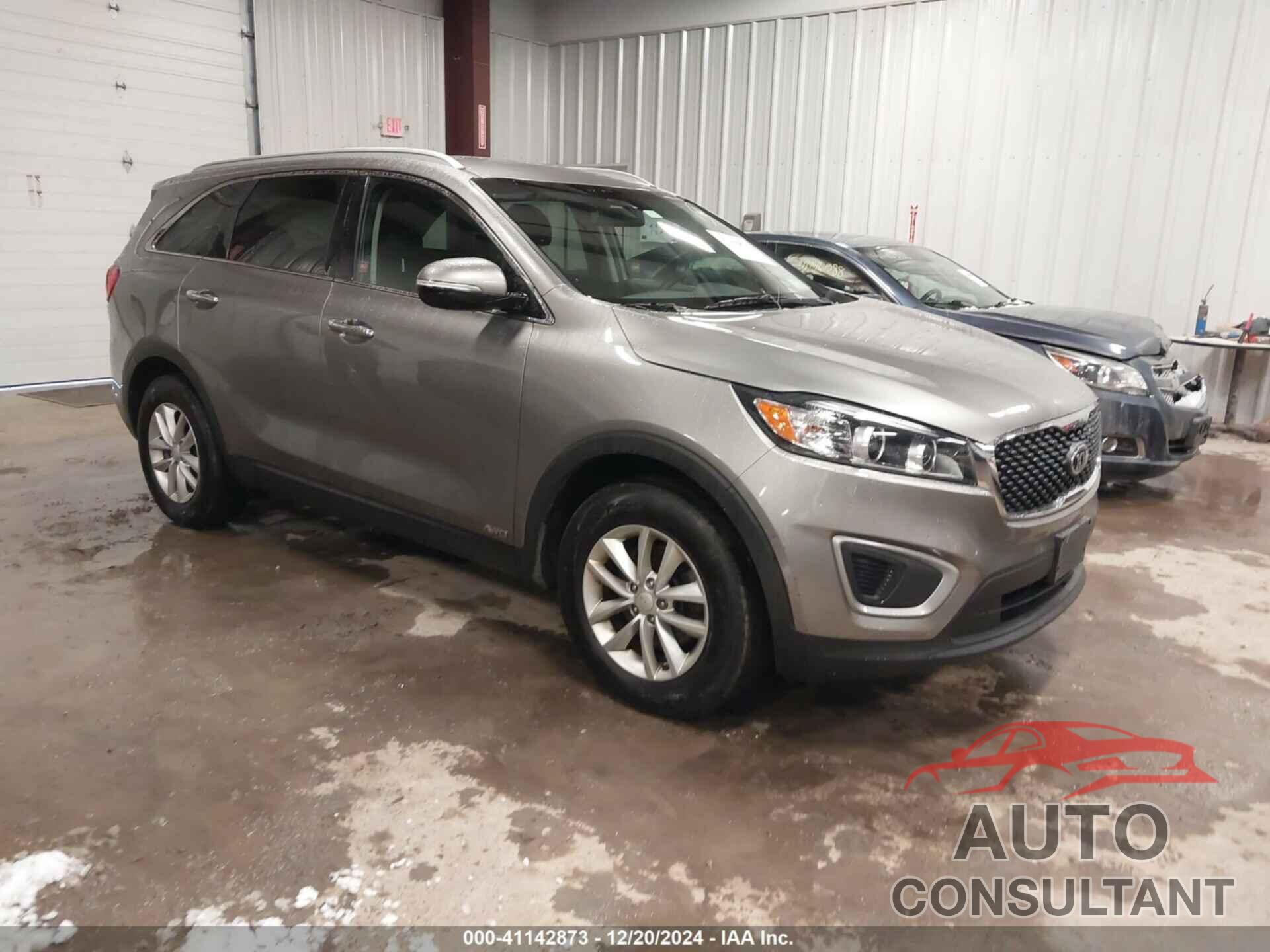 KIA SORENTO 2018 - 5XYPGDA39JG380915