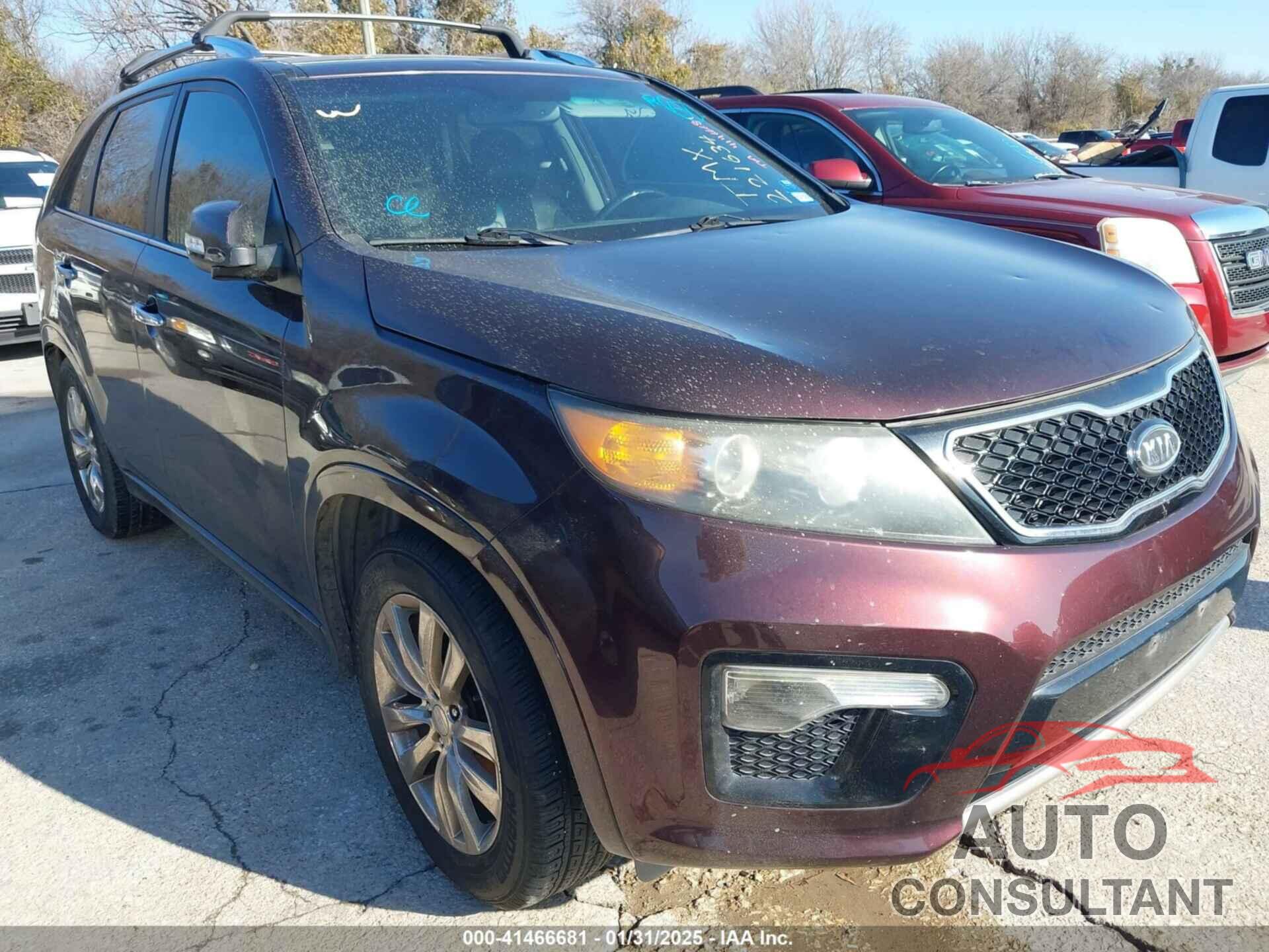 KIA SORENTO 2012 - 5XYKW4A28CG221634