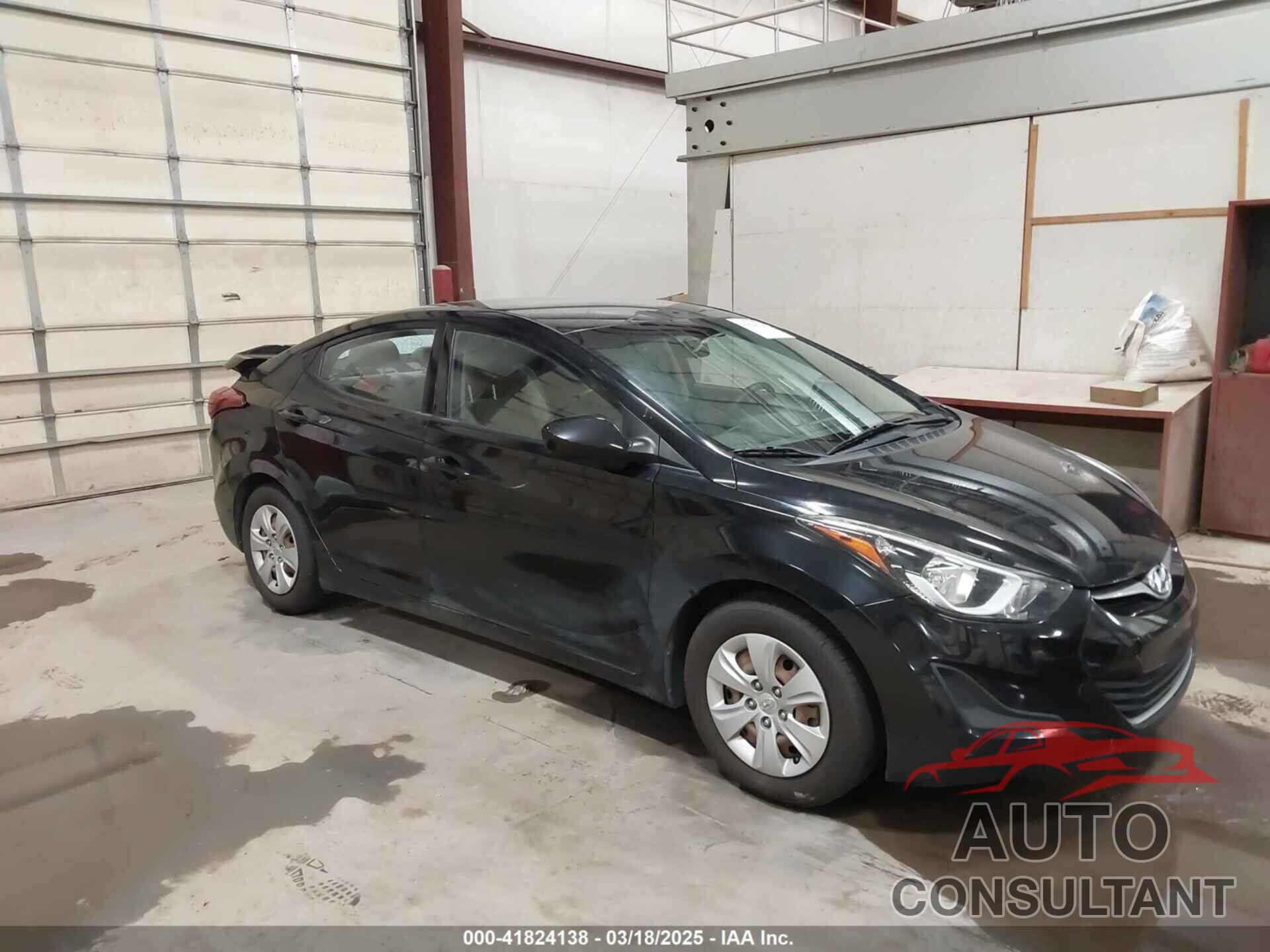 HYUNDAI ELANTRA 2016 - KMHDH4AE5GU646001