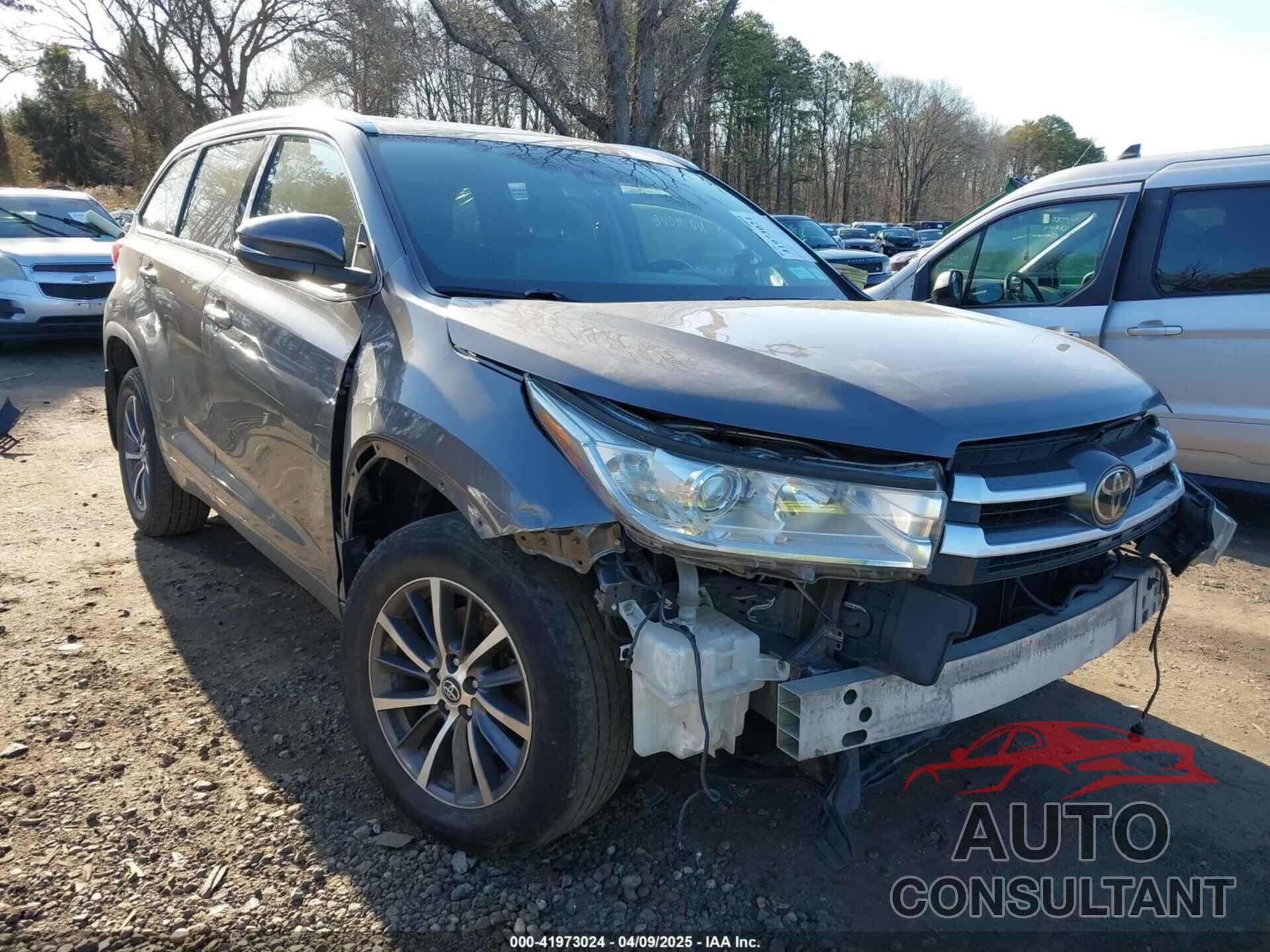 TOYOTA HIGHLANDER 2017 - 5TDJZRFH4HS365172