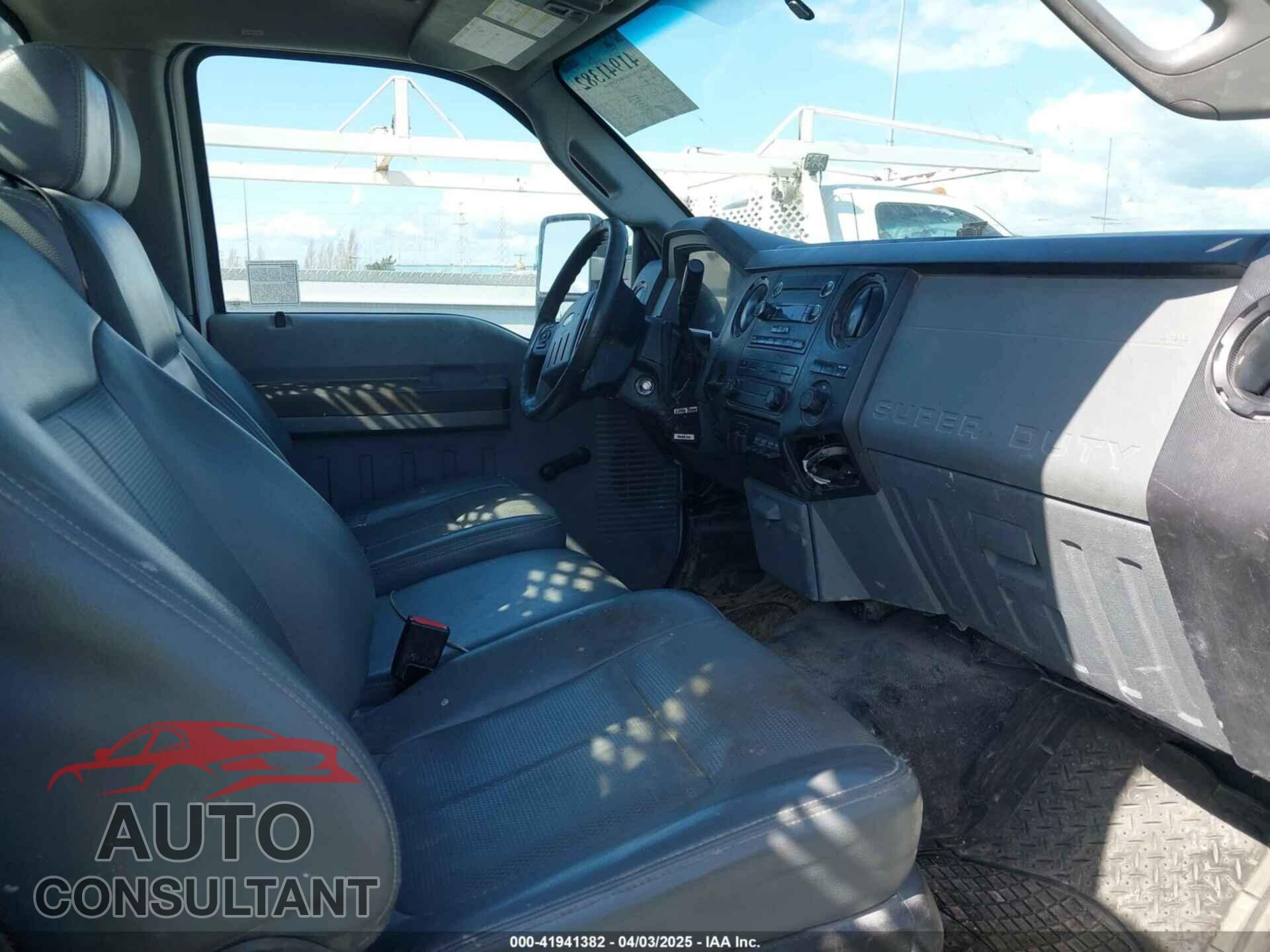 FORD F-550 CHASSIS 2014 - 1FDUF5GT4EEA75111