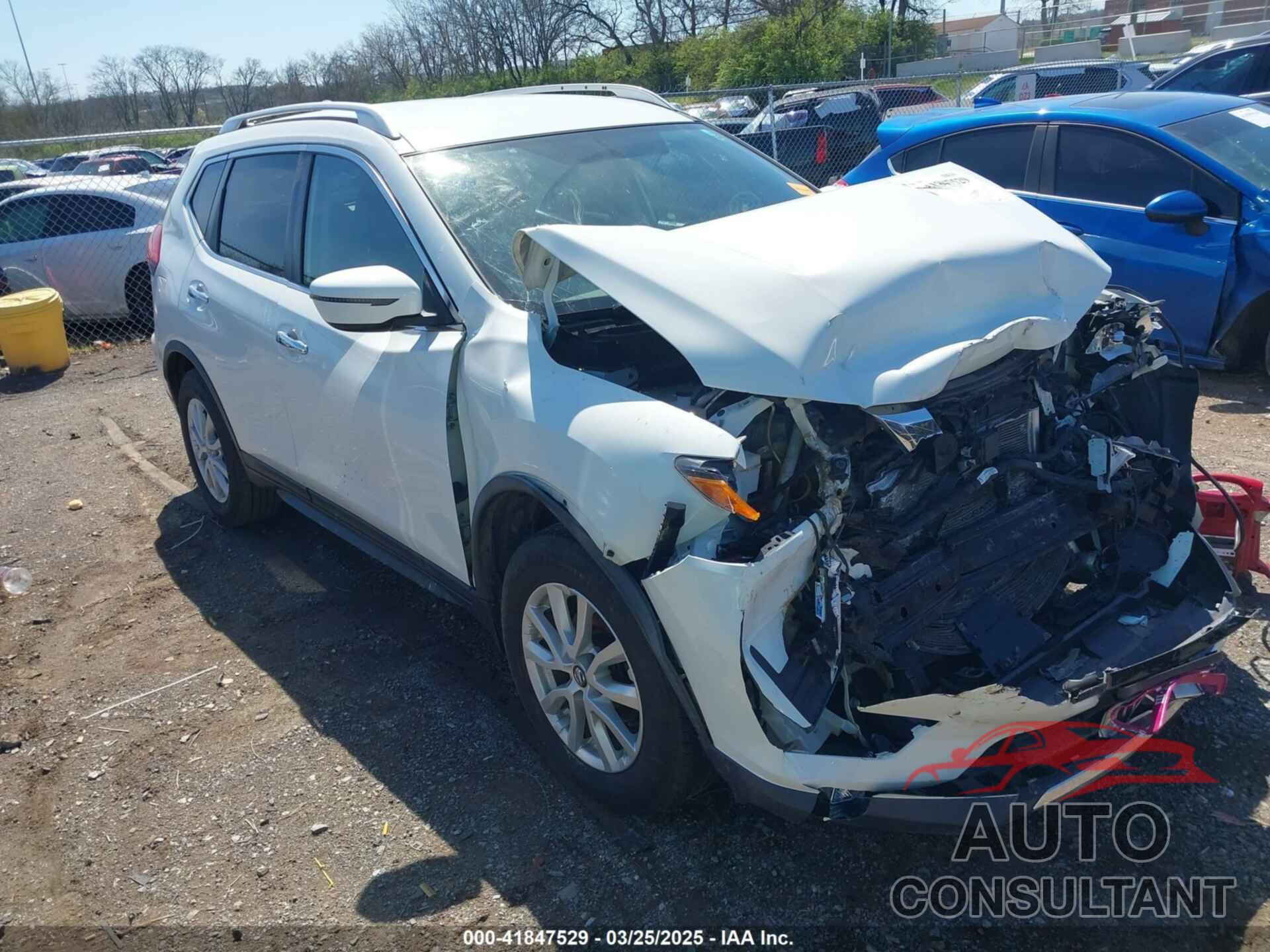 NISSAN ROGUE 2017 - KNMAT2MV5HP603526