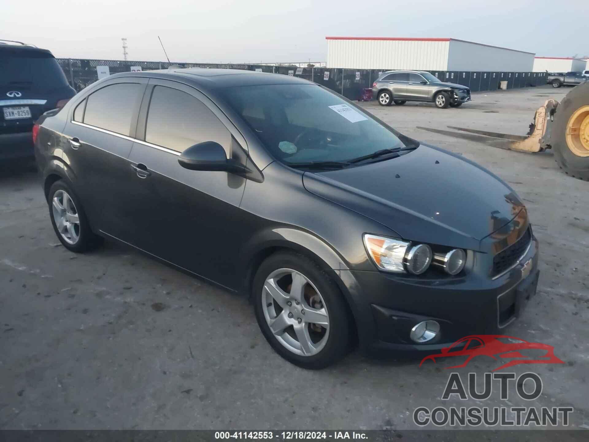 CHEVROLET SONIC 2016 - 1G1JE5SB9G4140710